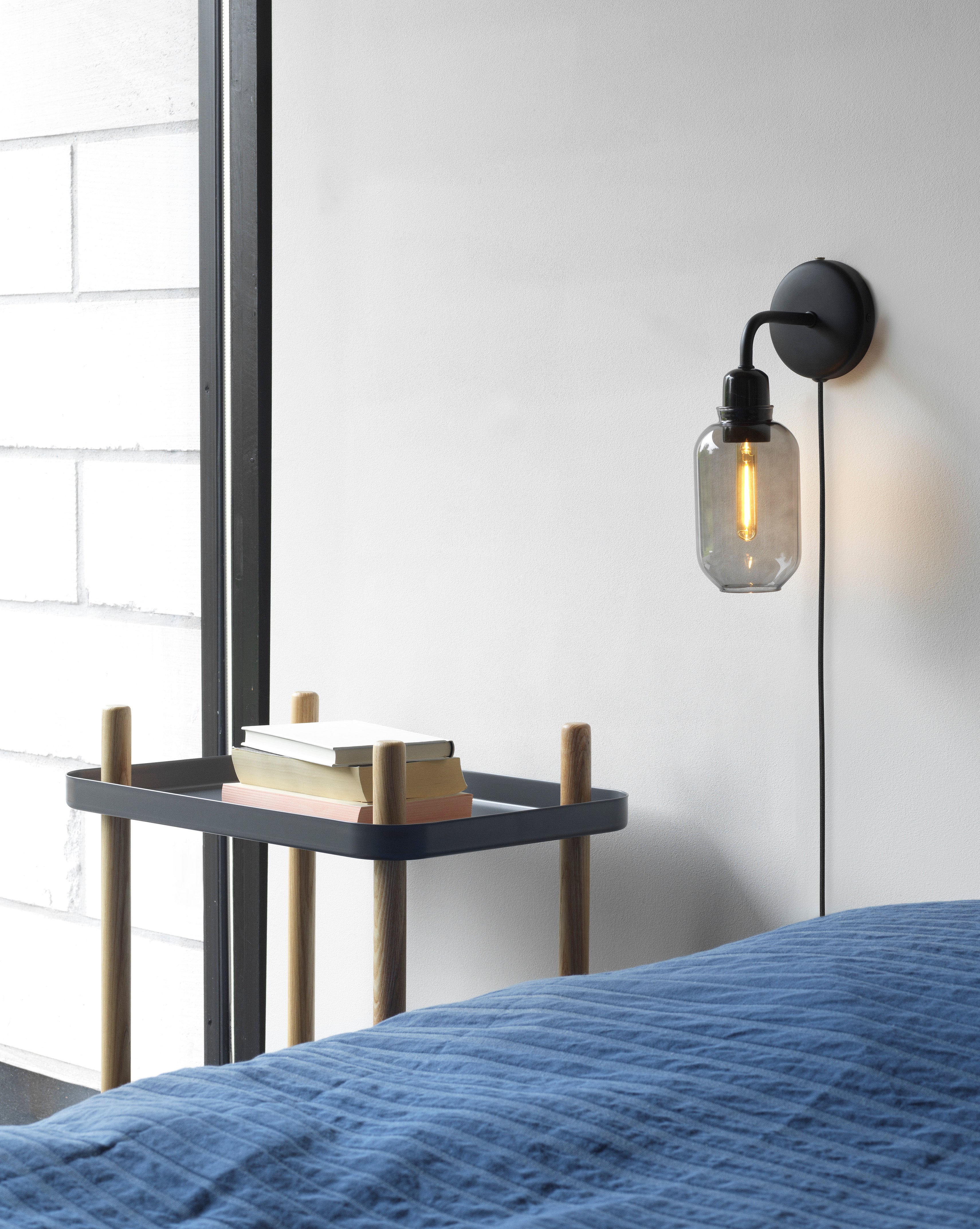 Lampa ścienna AMP szkło dymione z czarnym marmurem