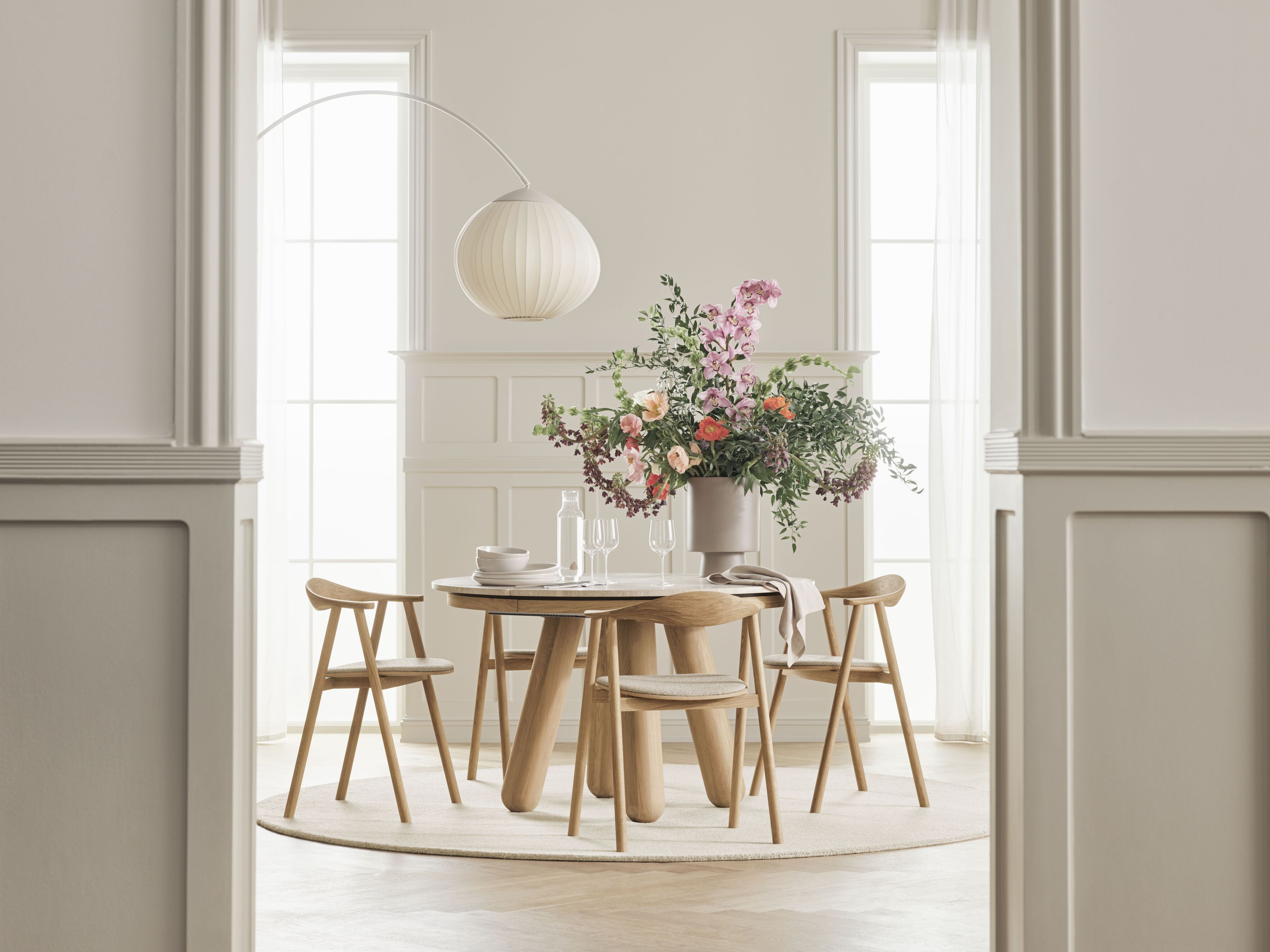 Round table balance marble with bleached oak wood