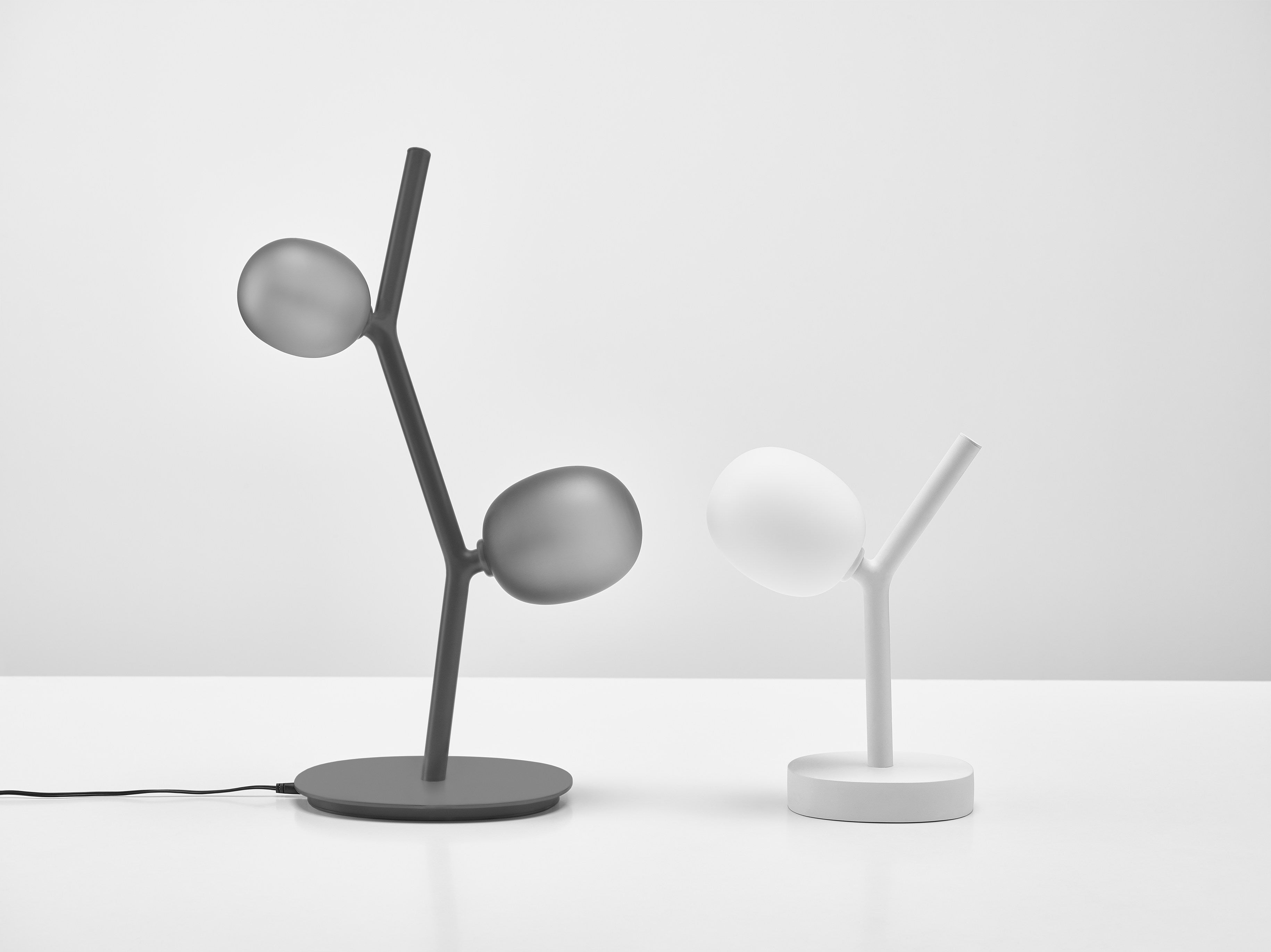 Lampa przenośna IVY szkło matowe