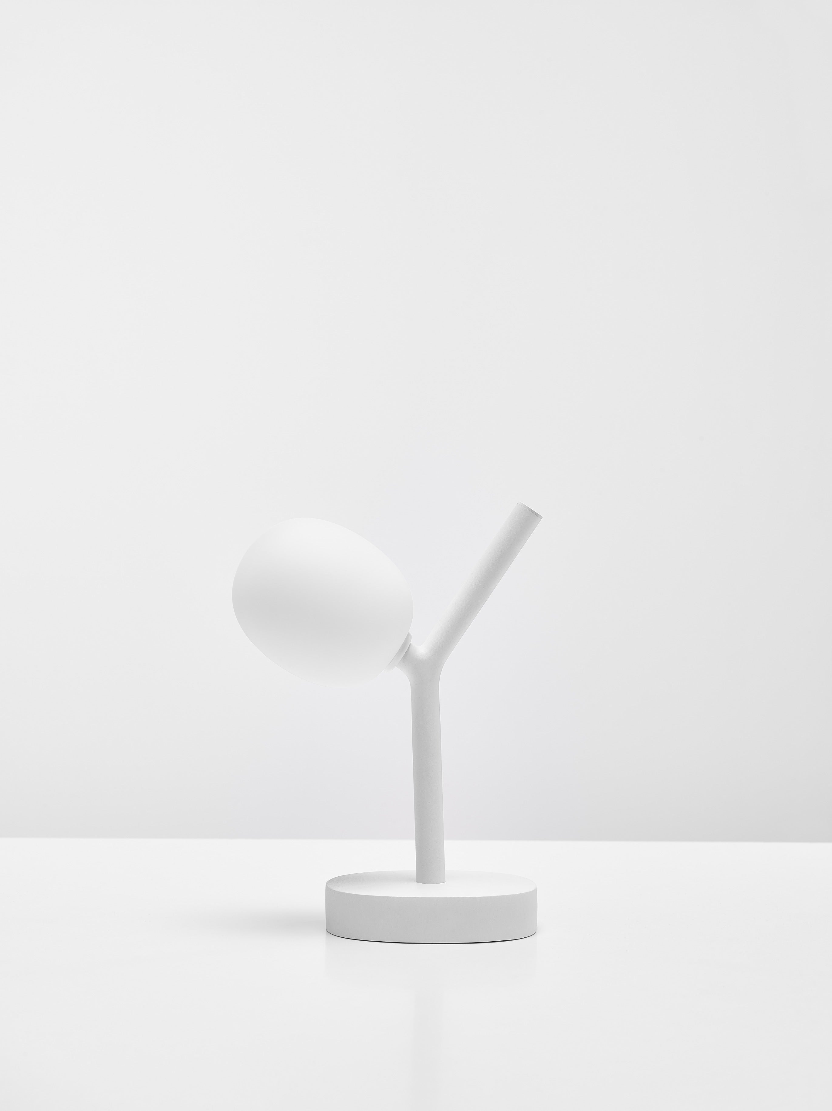 Lampa przenośna IVY szkło matowe