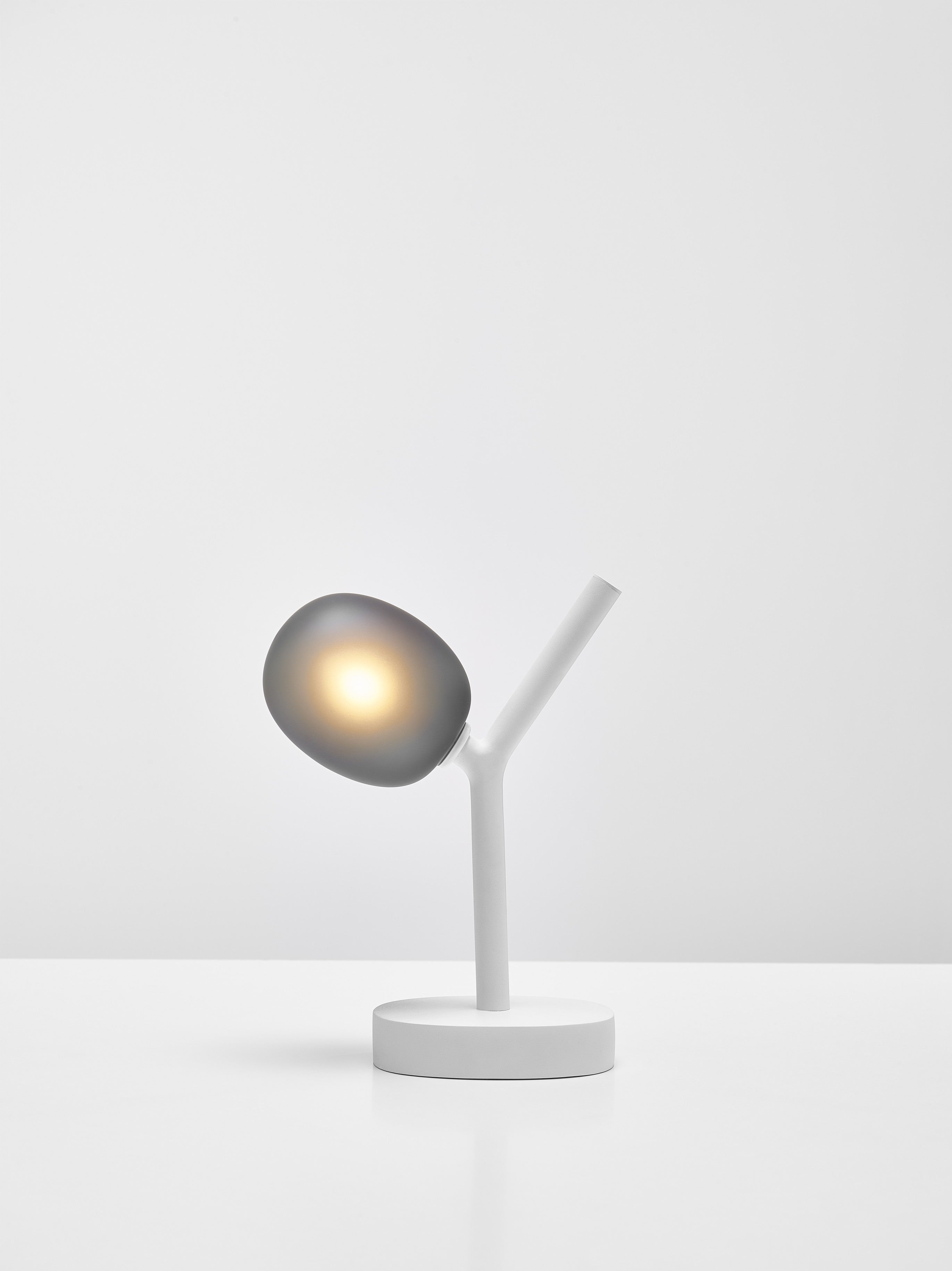 Lampa przenośna IVY szkło matowe