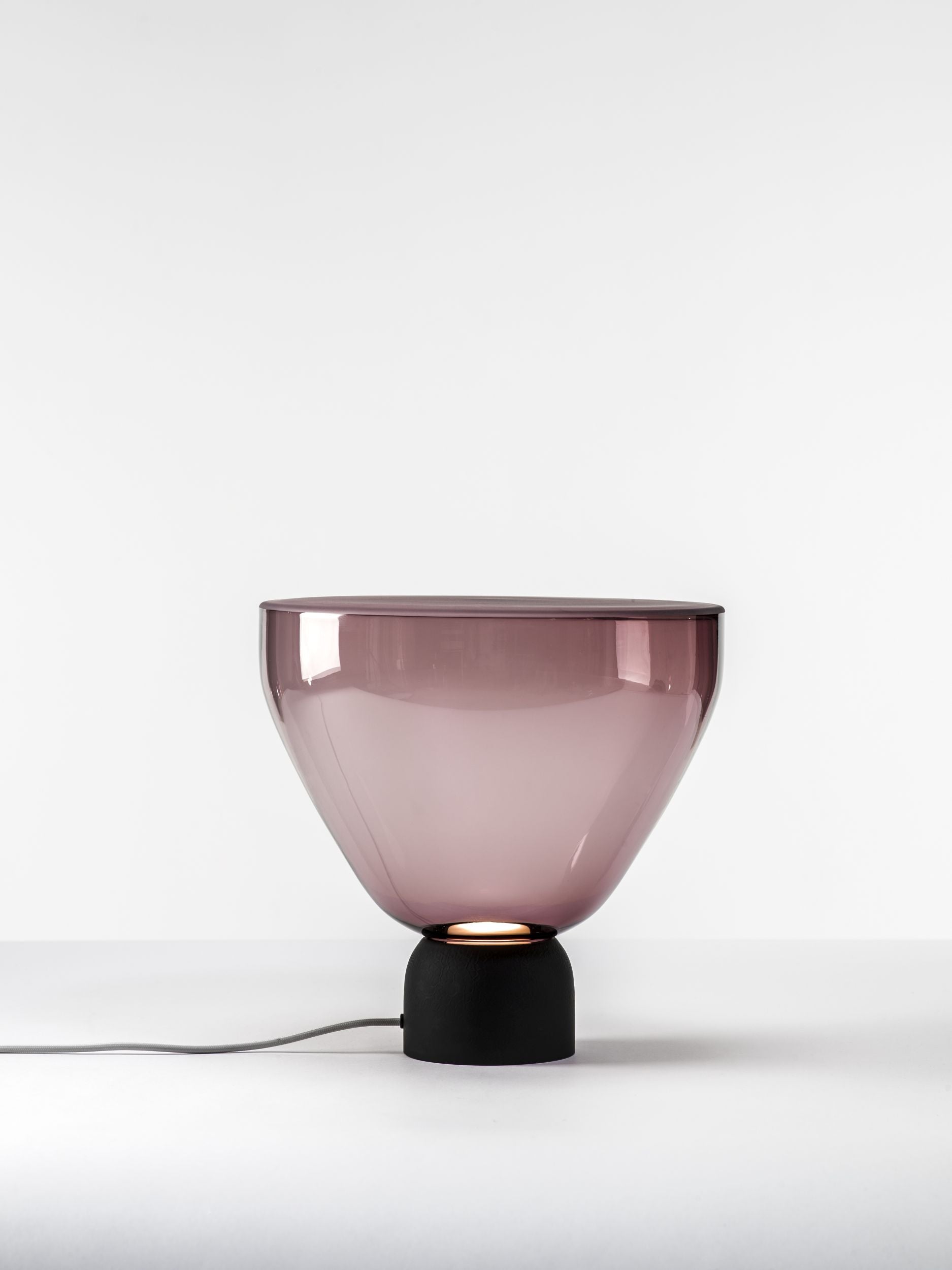 Lightline table lamp matte base