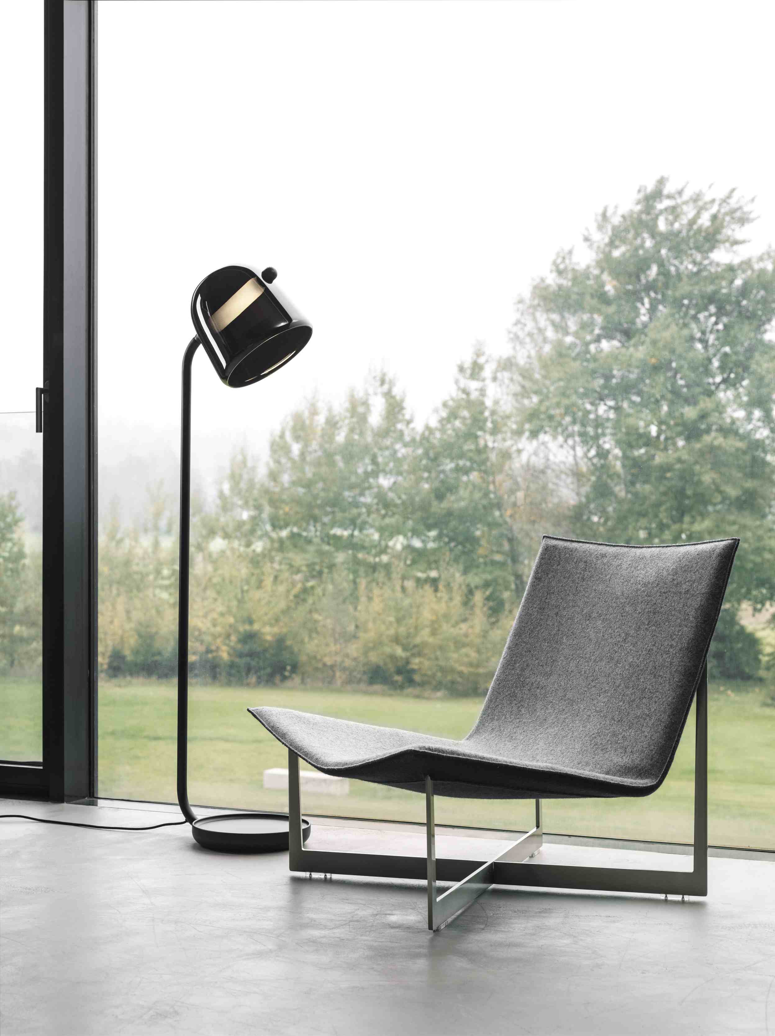 Lampa podłogowa MONA czarna podstawa