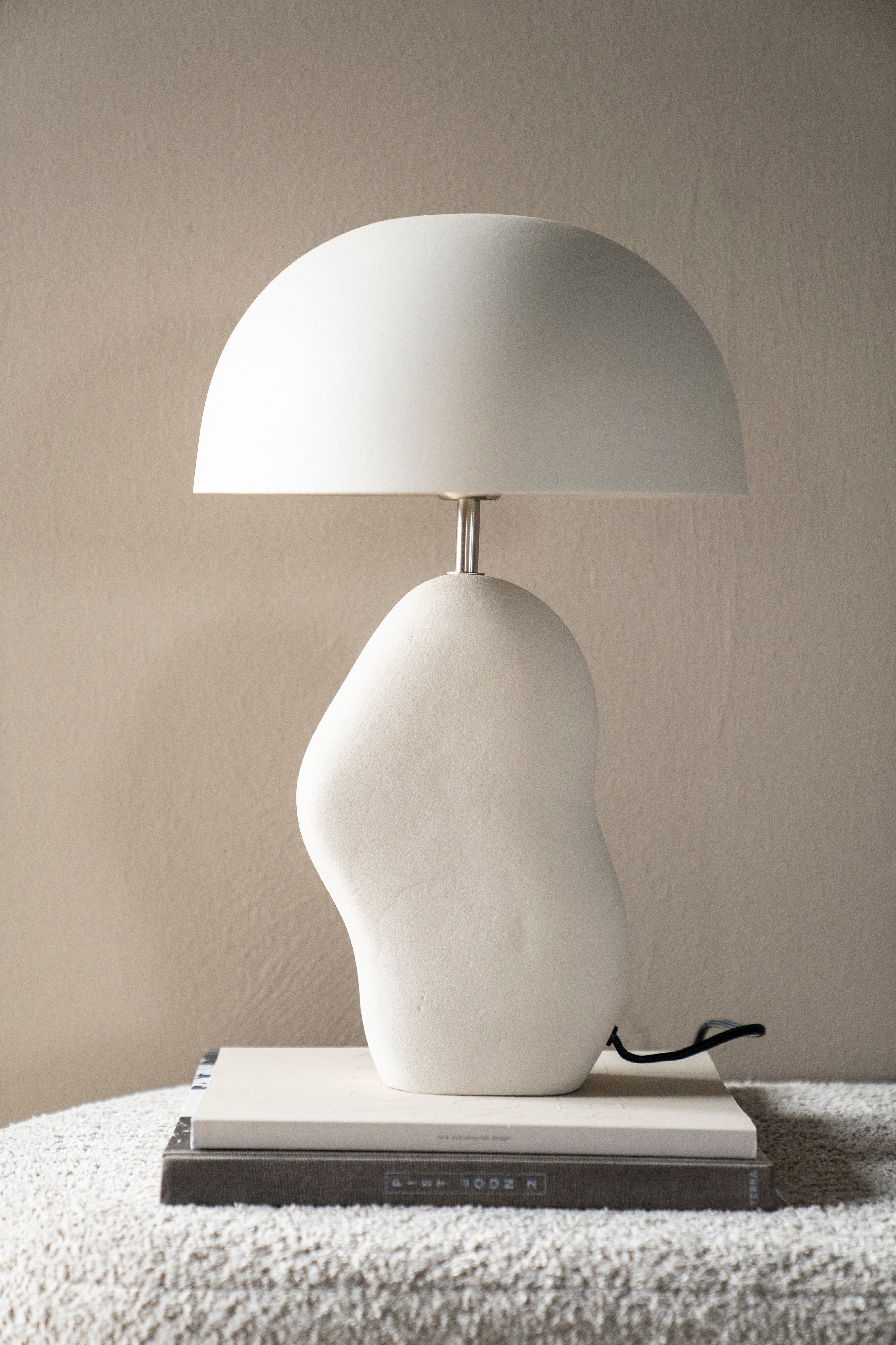 Lampa stołowa AIZU kremowy