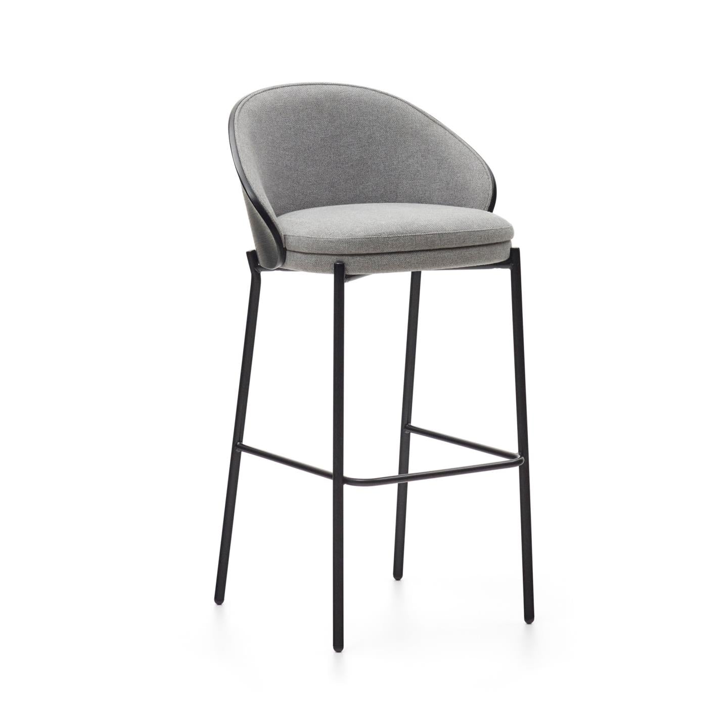 Krzesło barowe EAMY jasnoszary z czarnym wykończeniem La Forma 65 cm   Eye on Design