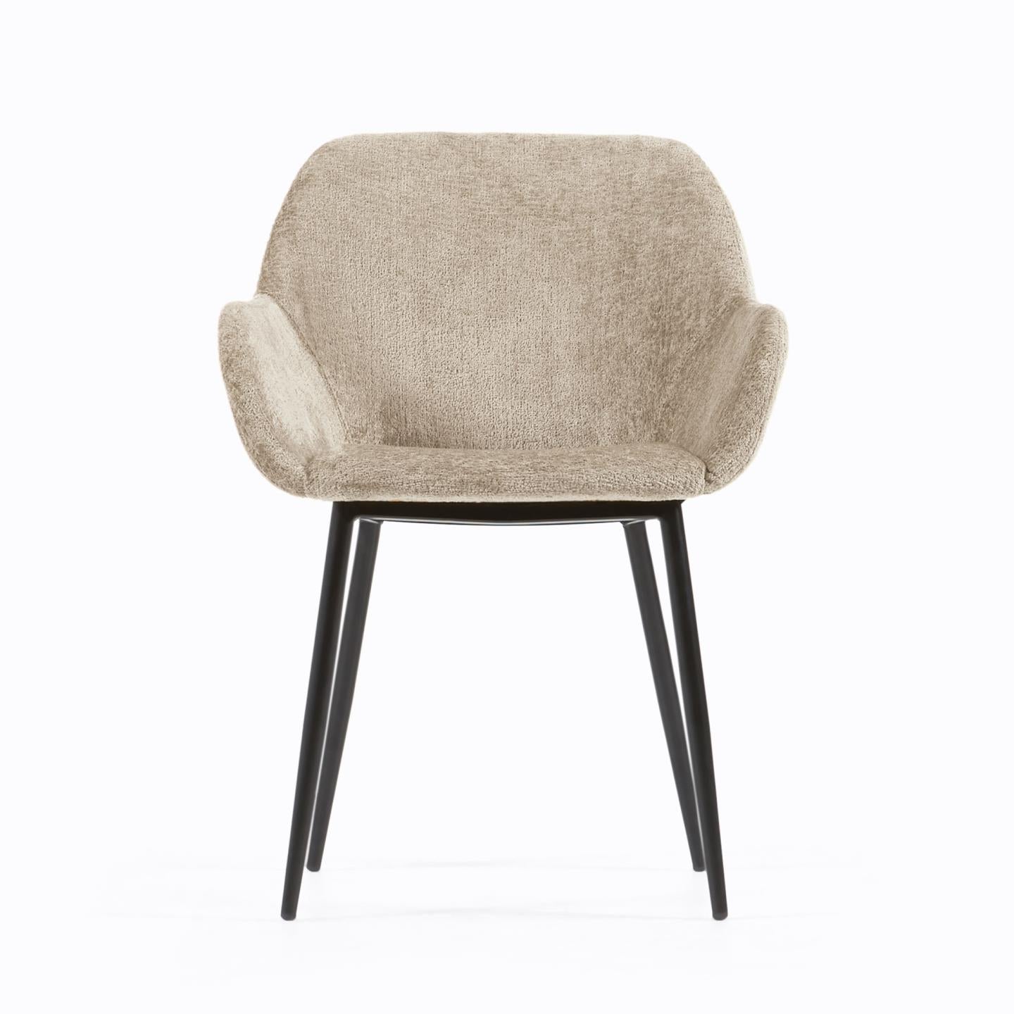Krzesło KONNA futrzany beż z czarną podstawą La Forma    Eye on Design