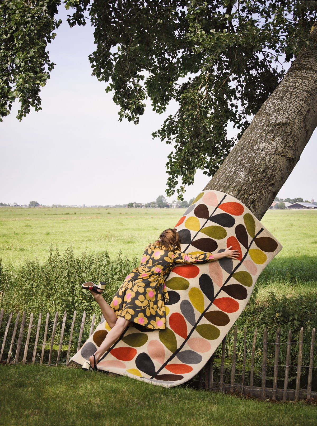 CLASSIC MULTI STEM colorful rug [Amelia]
