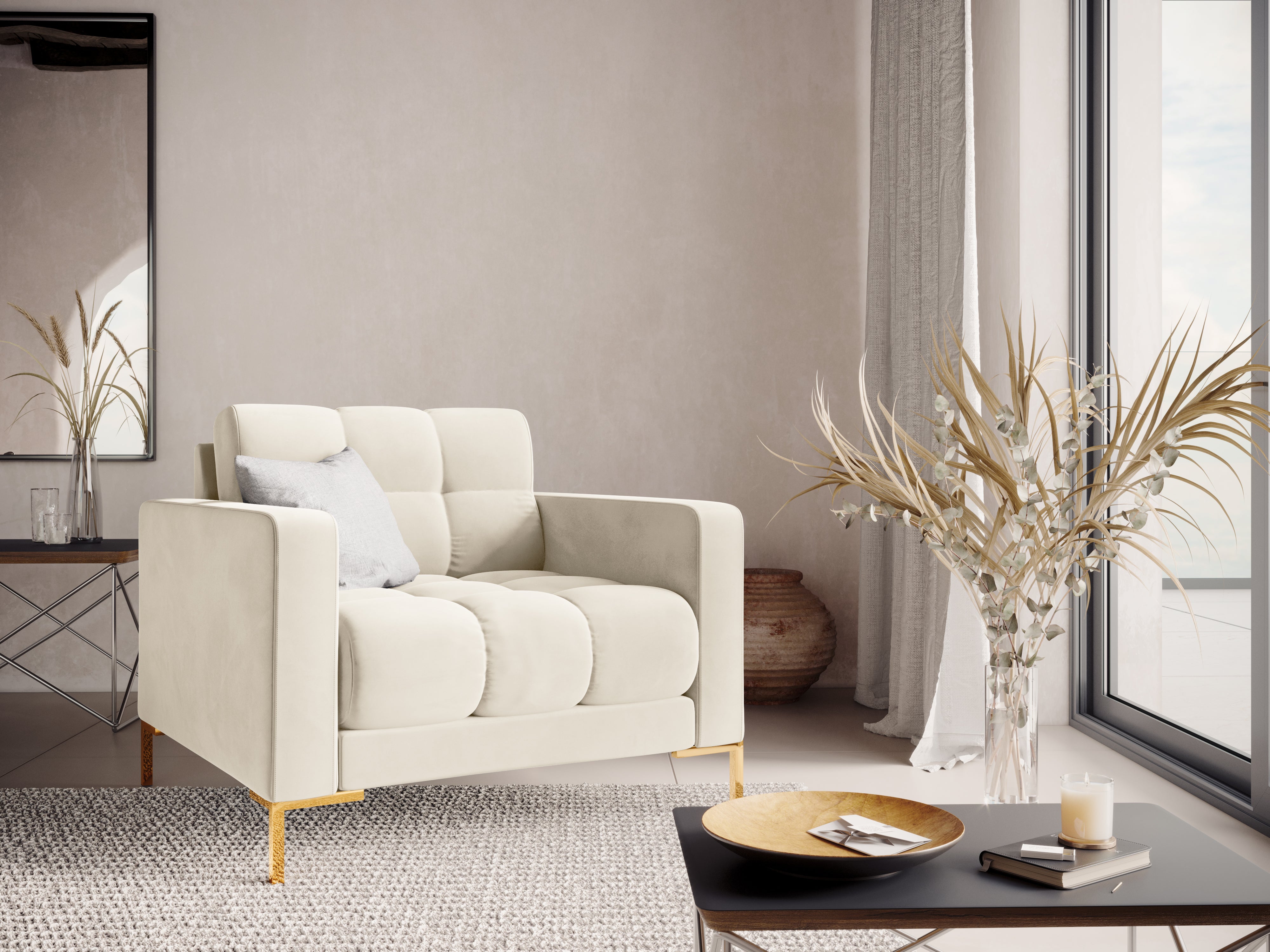 Fotel aksamitny BALI jasnobeżowy ze złotą podstawą Cosmopolitan Design    Eye on Design