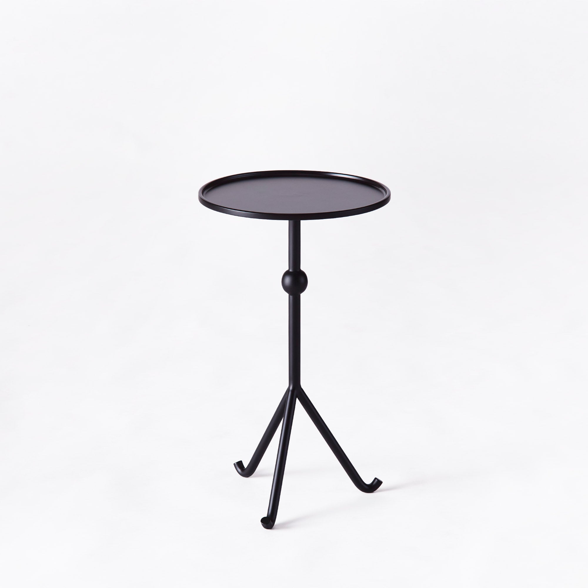 Stolik boczny DUSTY MARTINI czarna stal