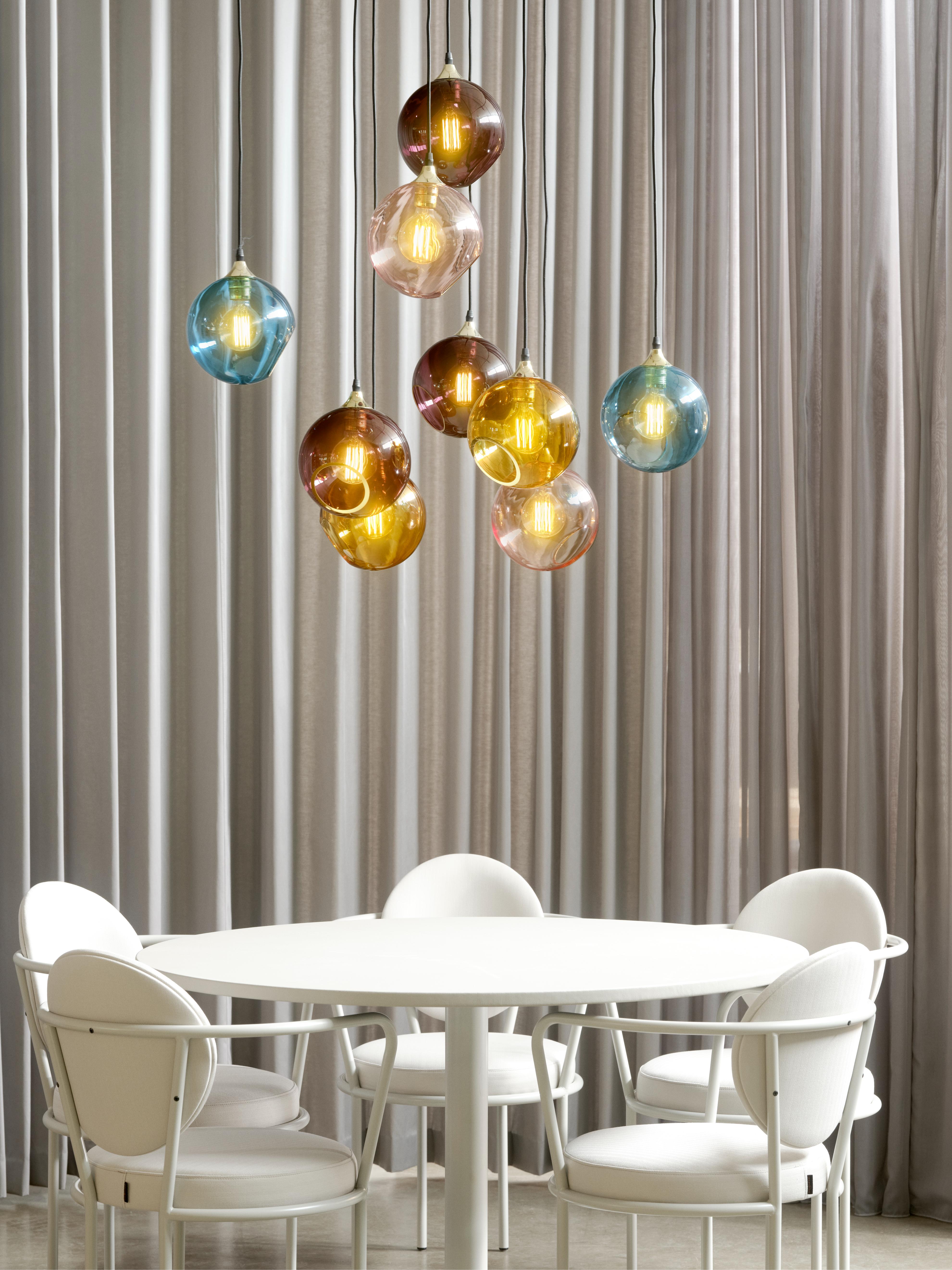 Lampa wisząca BALLROOM bursztynowy ze złotym wykończeniem