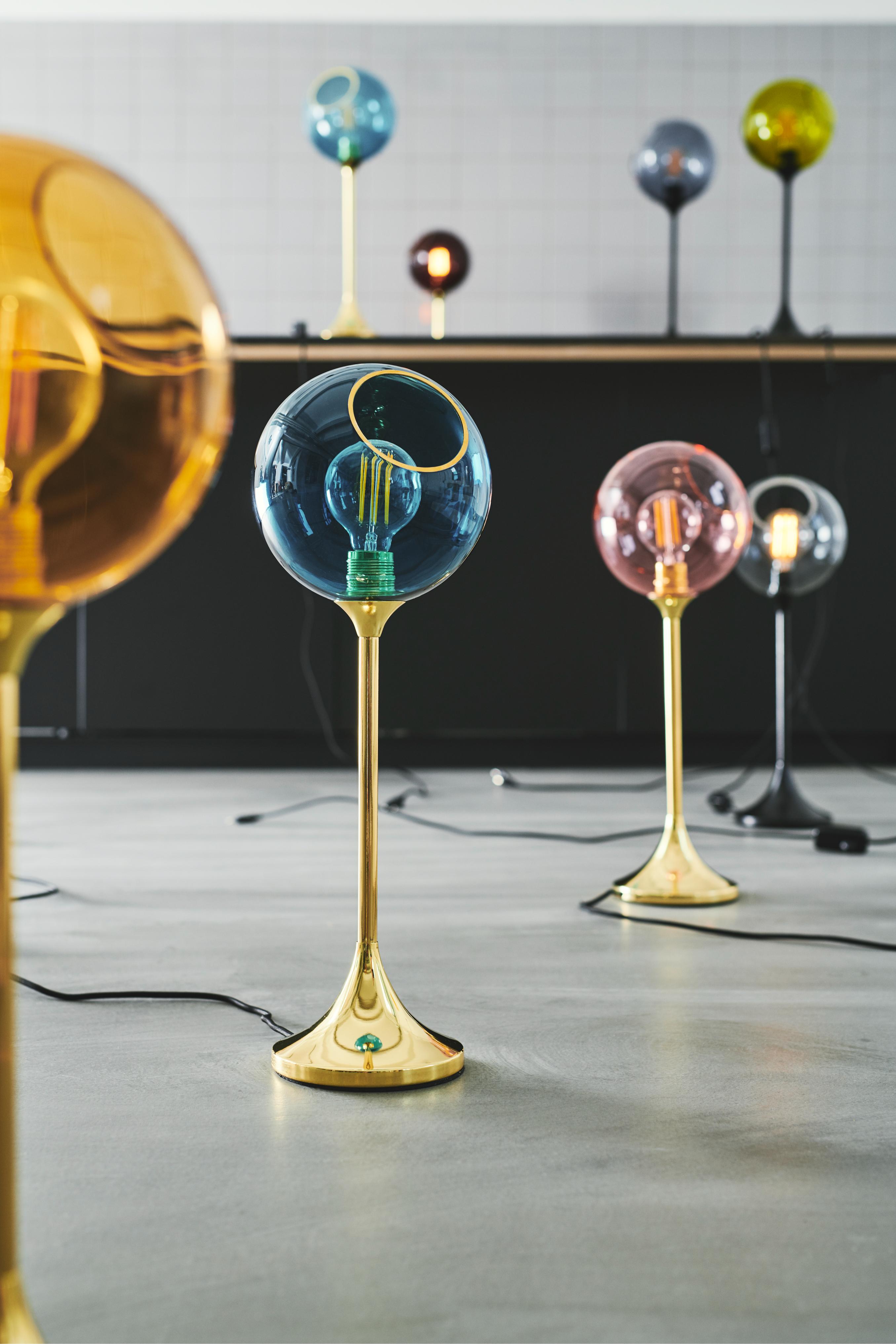 Lampa stołowa BALLROOM błękitny ze złotą podstawą