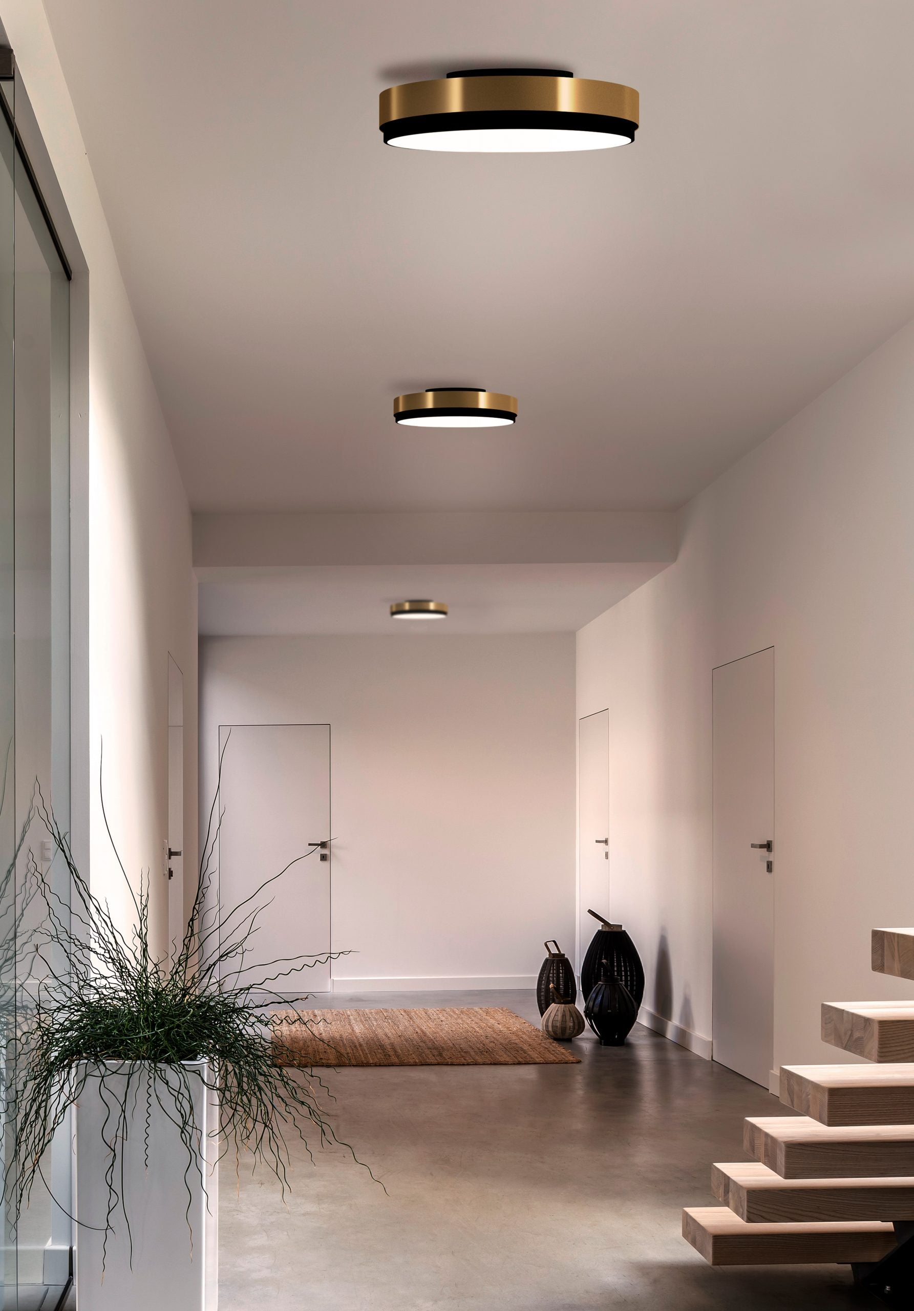 Lampa sufitowa DISCUS biały z mosiężnym wykończeniem Contardi    Eye on Design