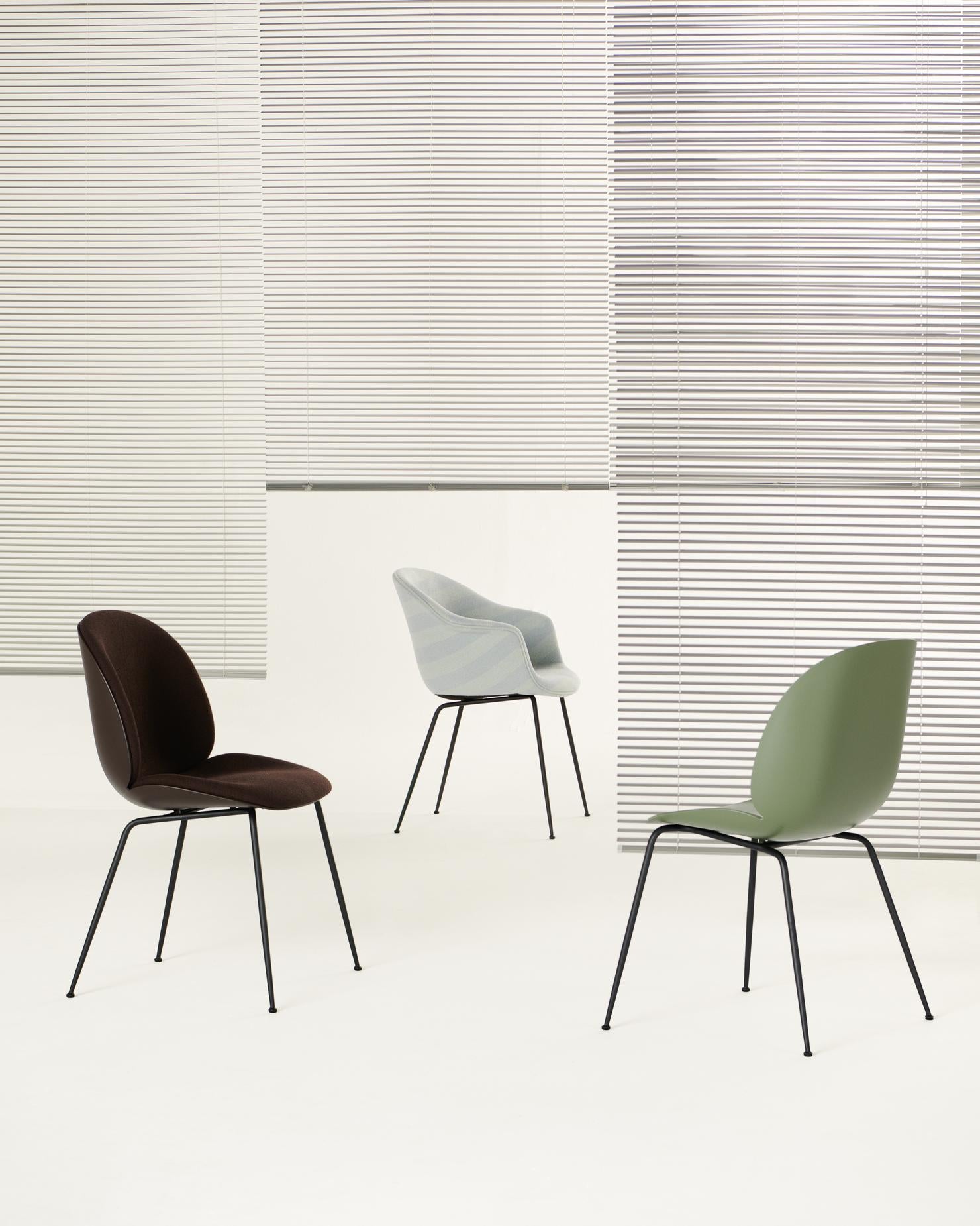 BAT chair beige with black beech base