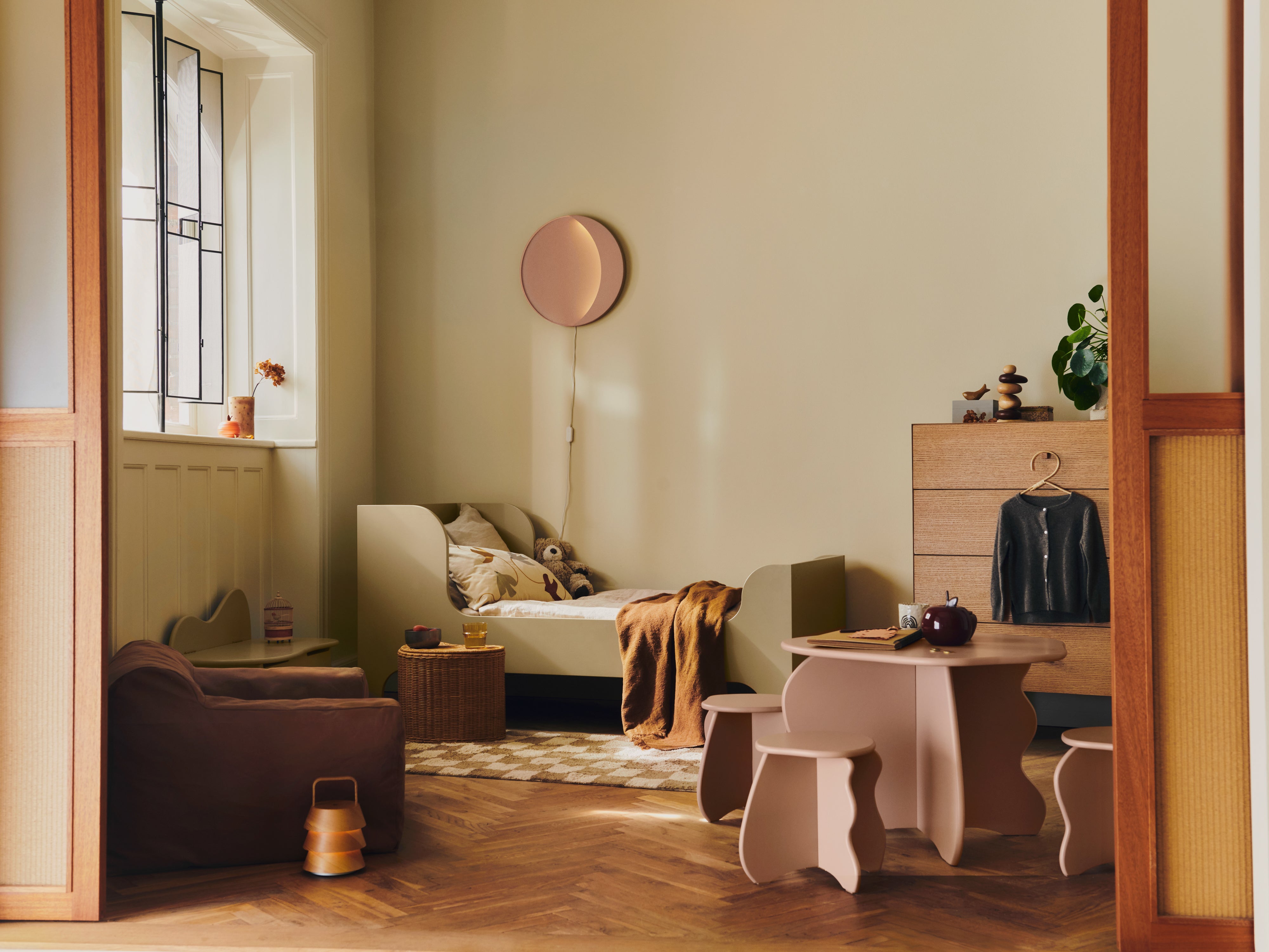 NEBA pink wall lamp