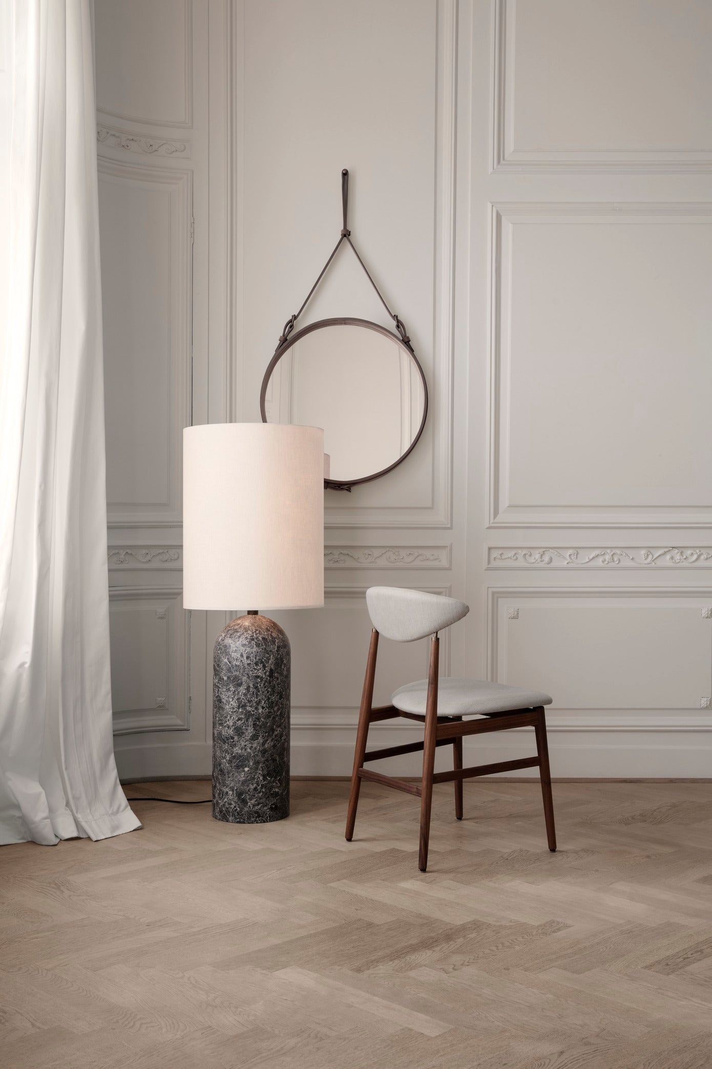 Stehlampe GRAVITY XL weißer Marmor