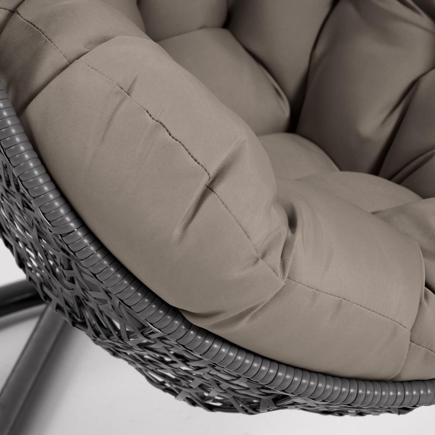 Fotel wiszący FLORINA ciemnoszary z ciemnozieloną podstawą La Forma    Eye on Design