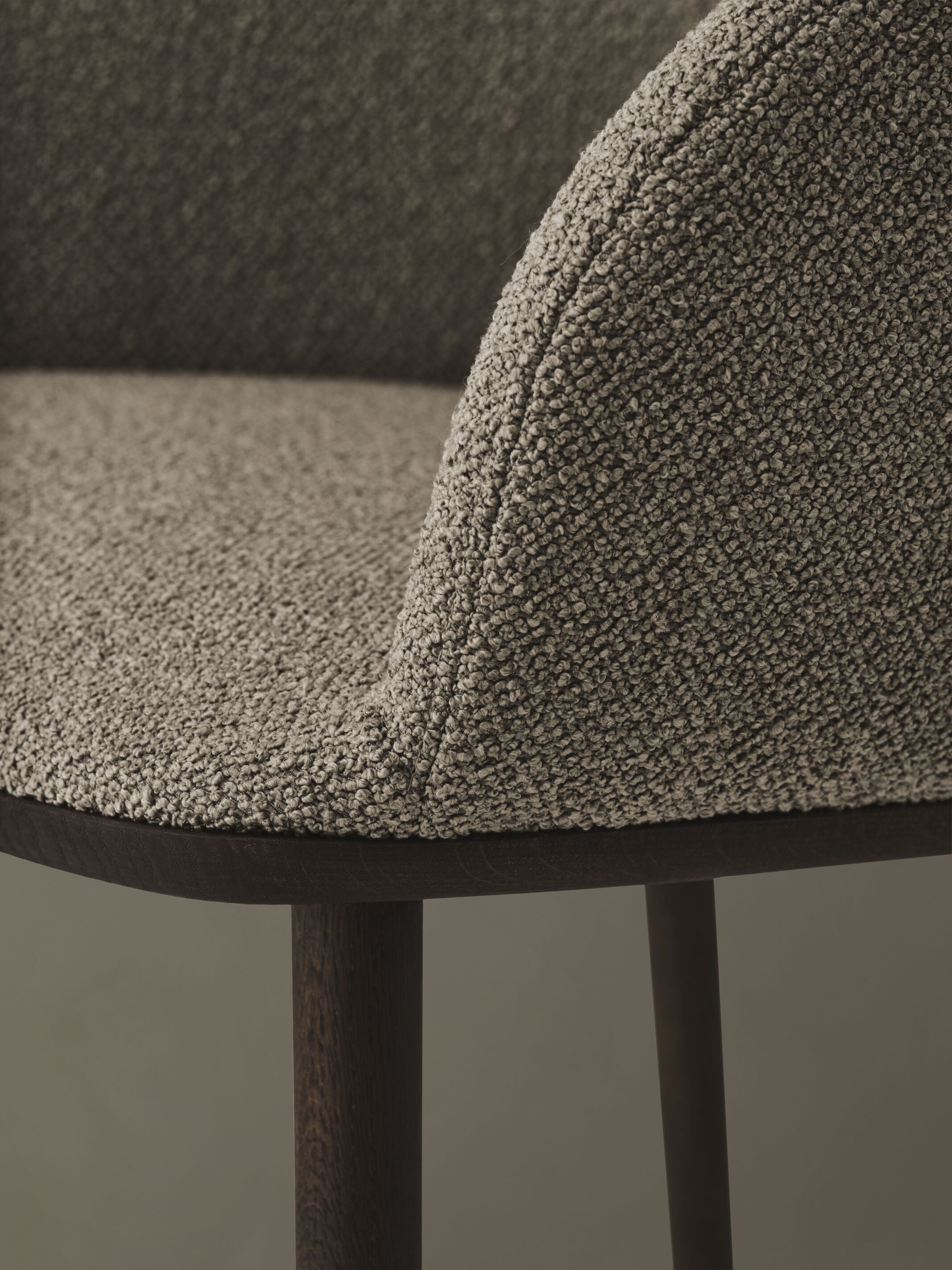 POIN Upholstered chair