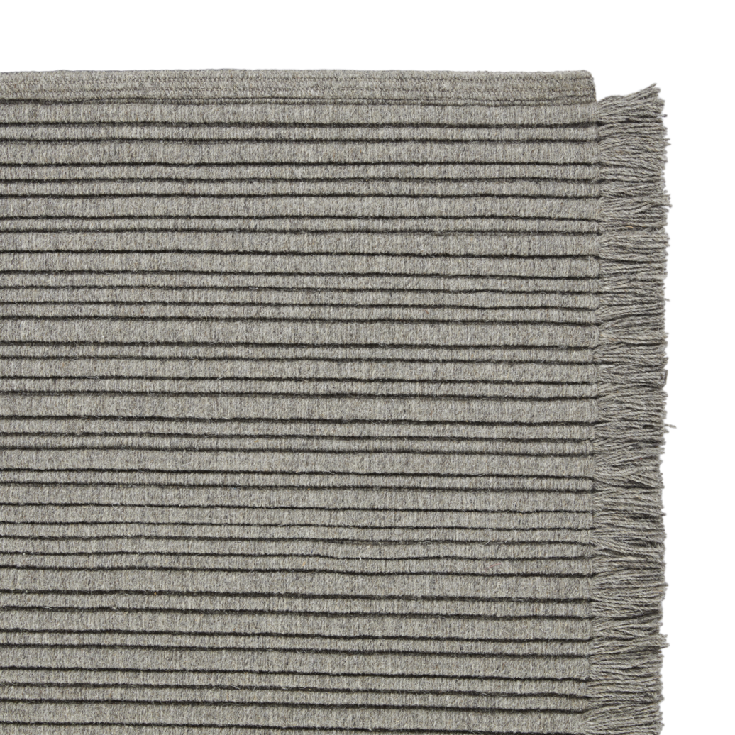 CLOO -Light gray kelo rug