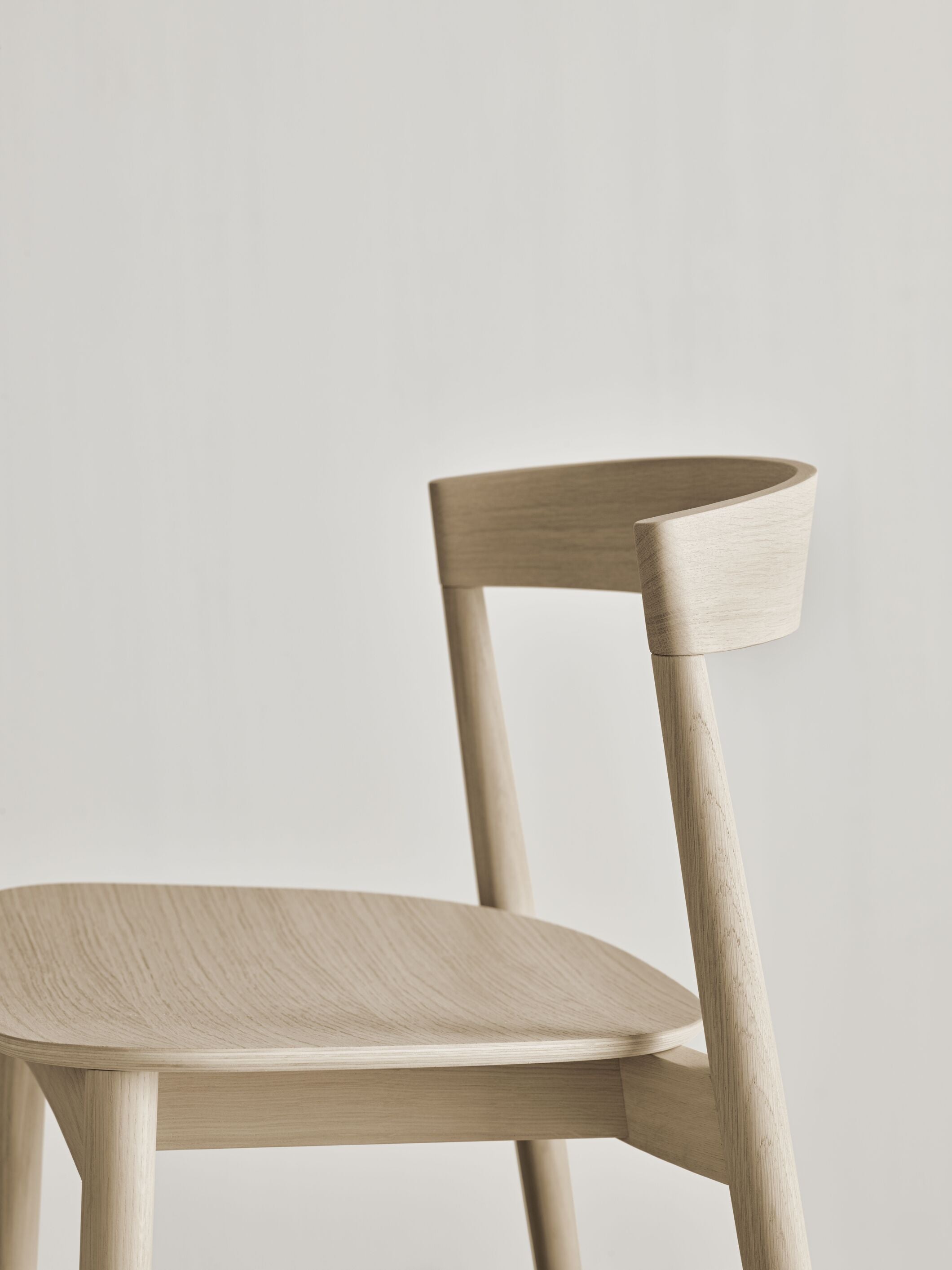 Chair kite green oak wood