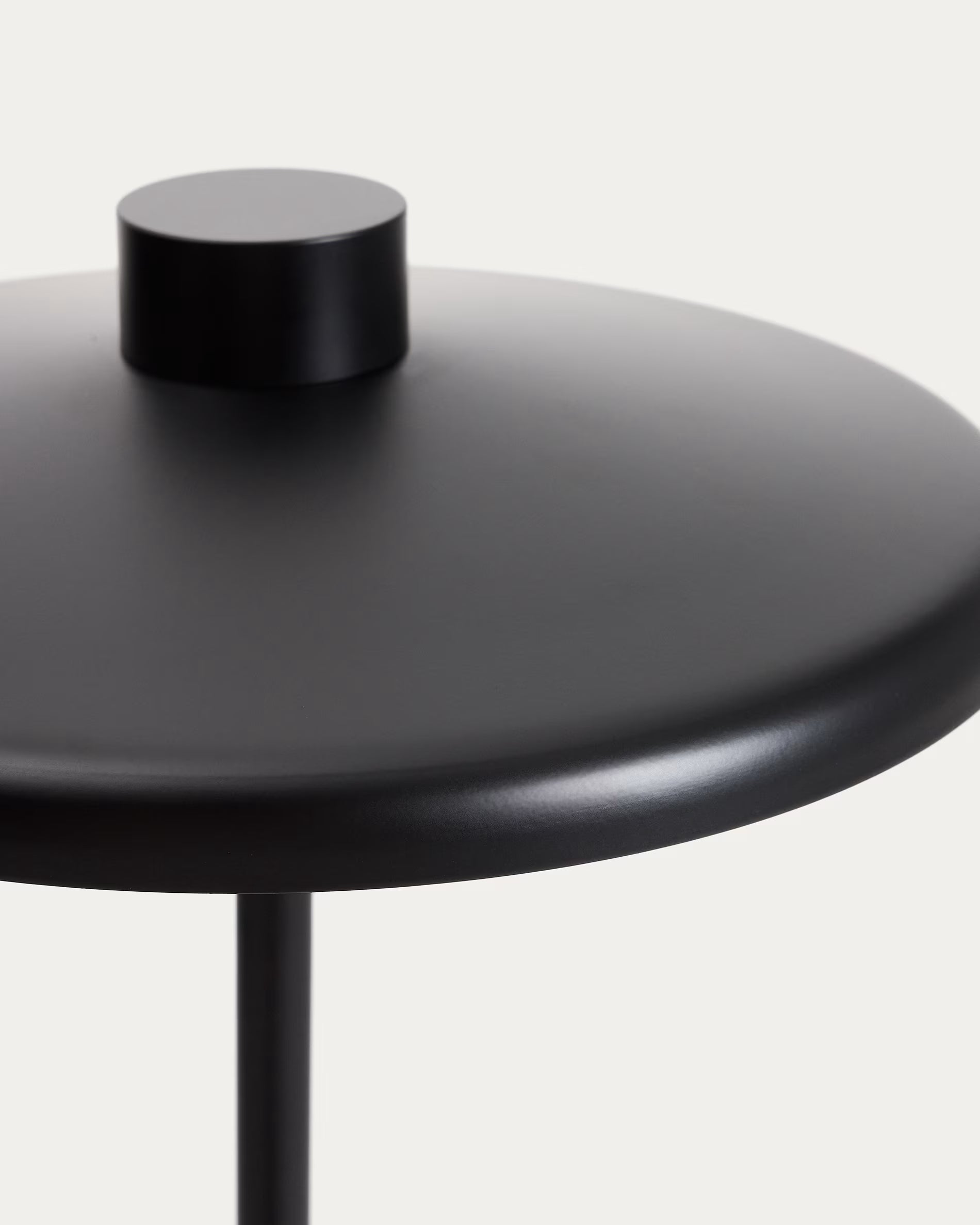 Stehlampe NUVIRA schwarz
