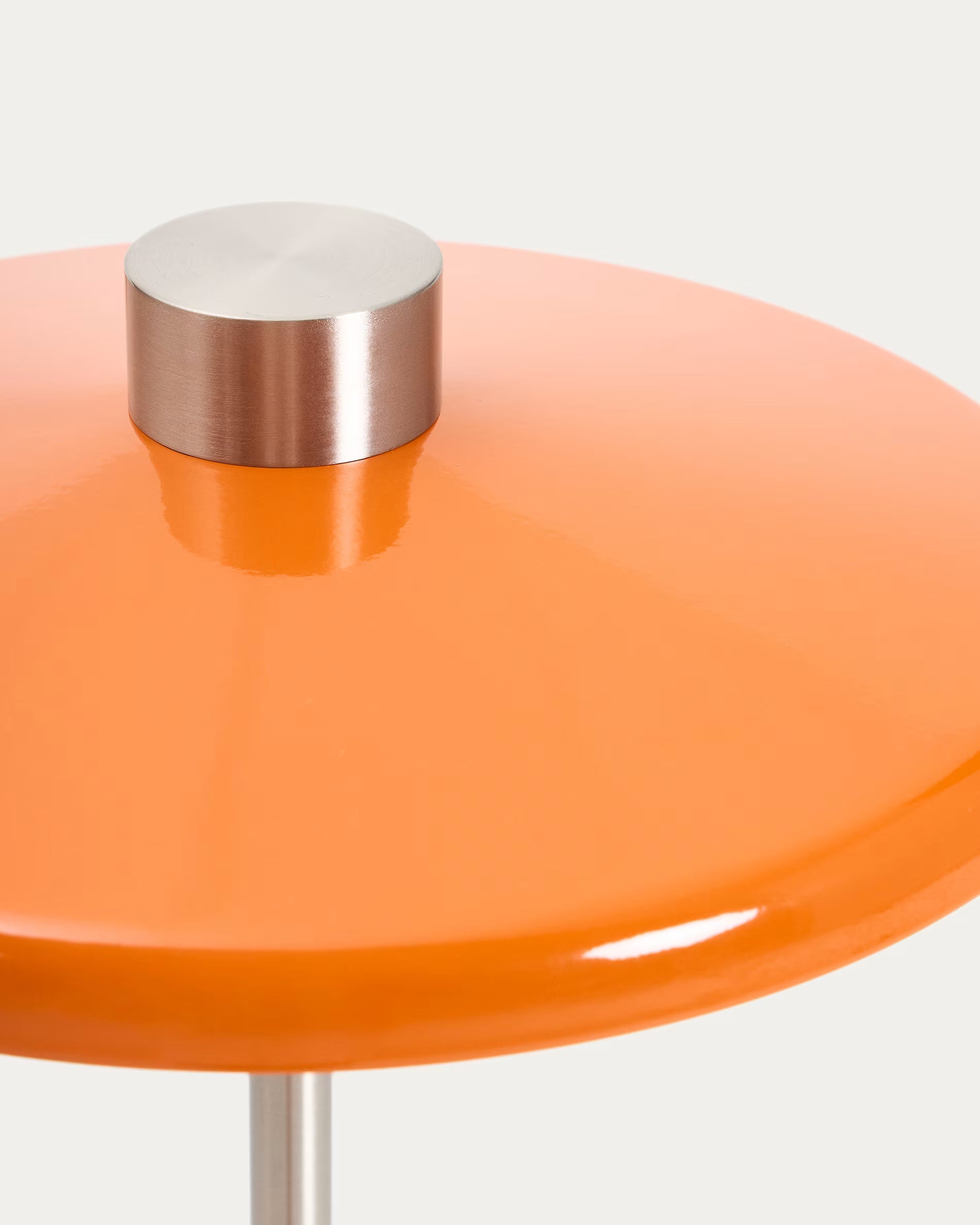 Lampa podłogowa NUVIRA pomarańczowy ze srebrną podstawa