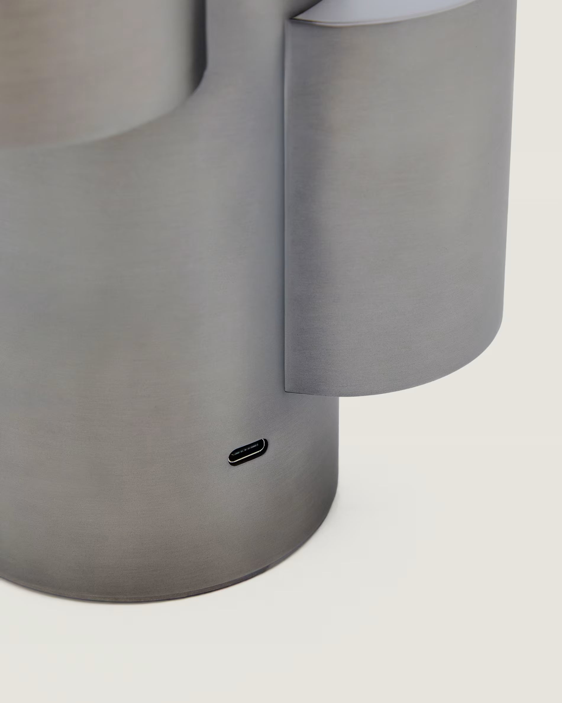 Lampa przenośna ADRINA ciemnoszary szczotkowany metal