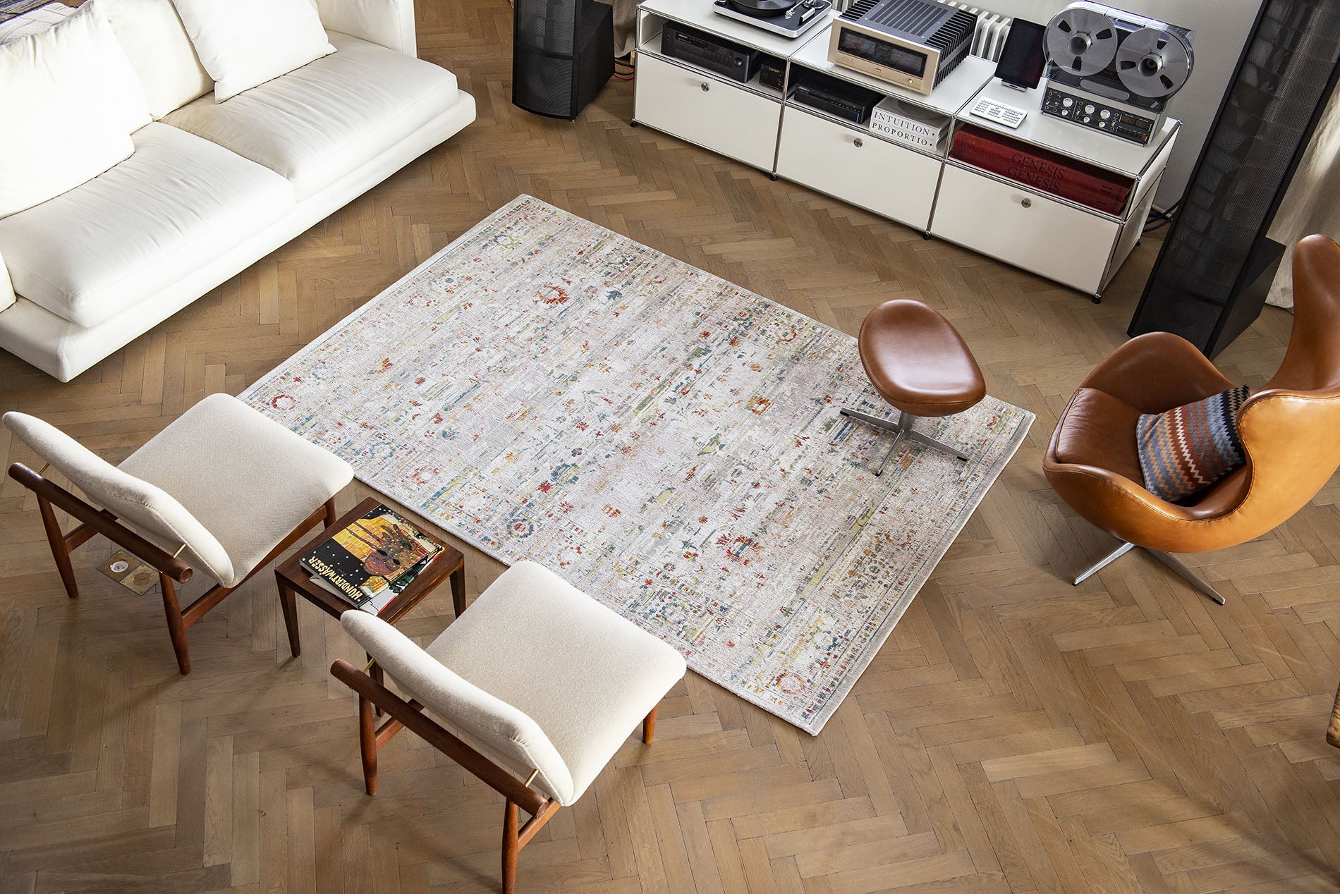 Ushak Turkish Delight beige rug
