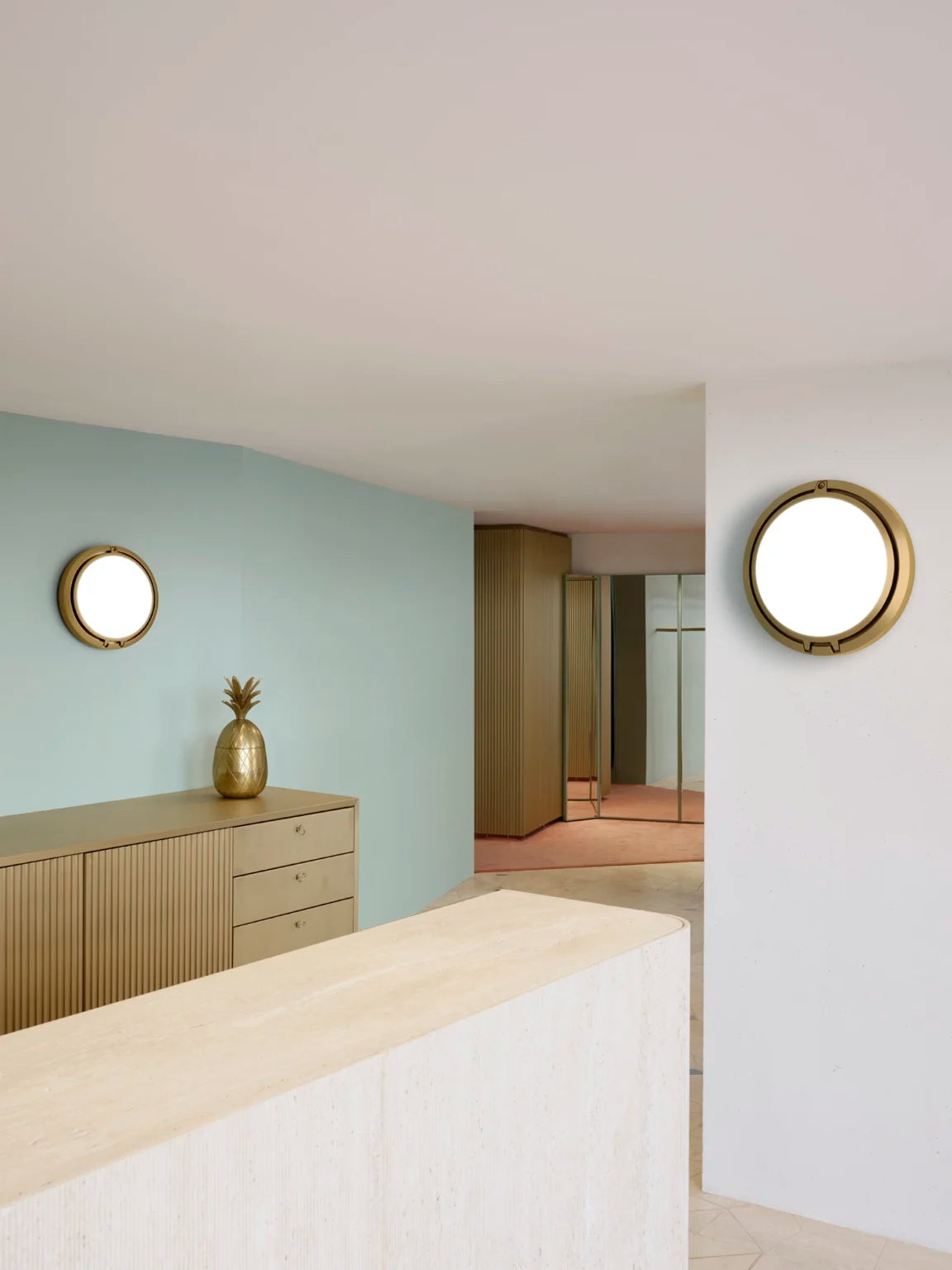 Blue metropolitan wall lamp