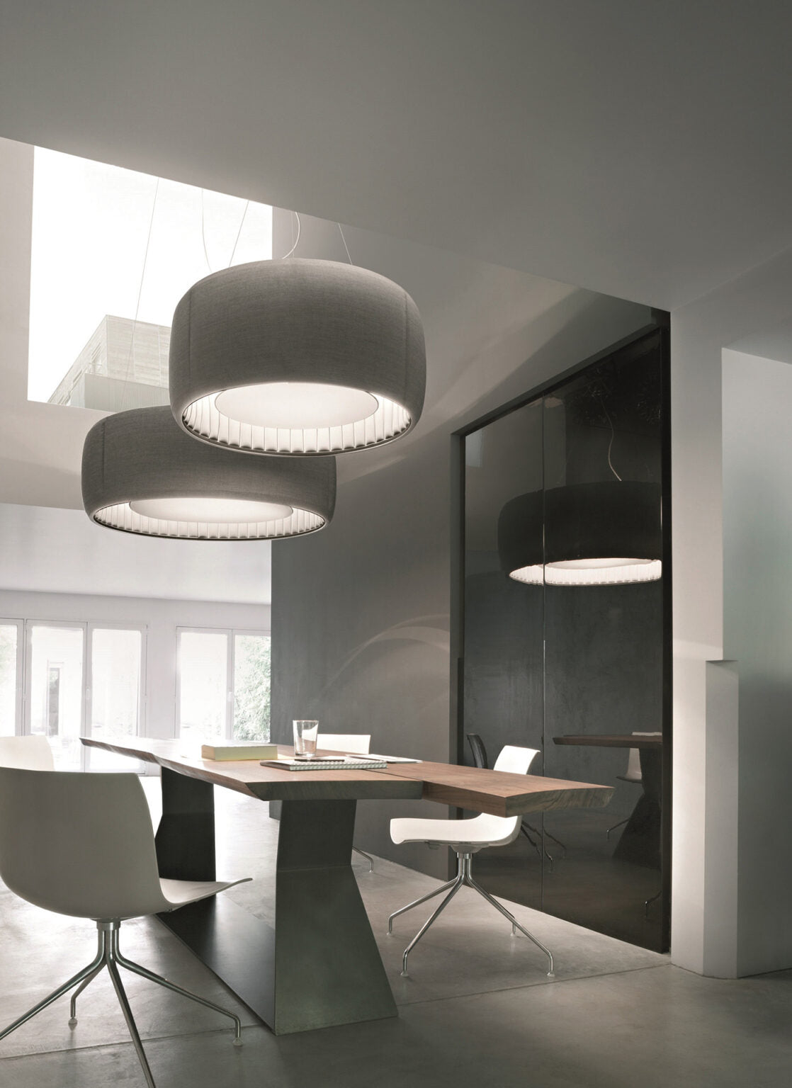 Silenzio light gray hanging lamp