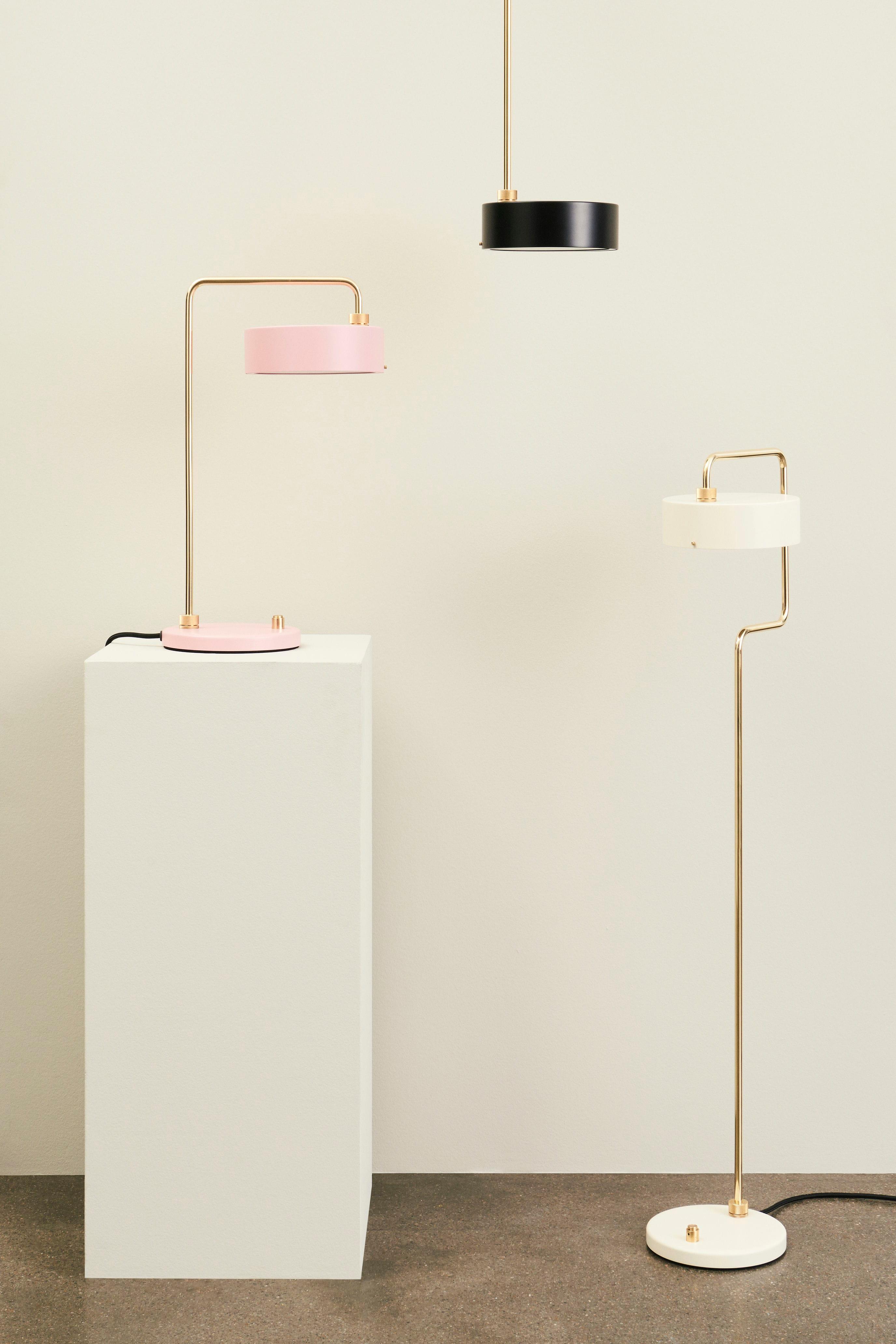 Petite machine floor lamp broken white