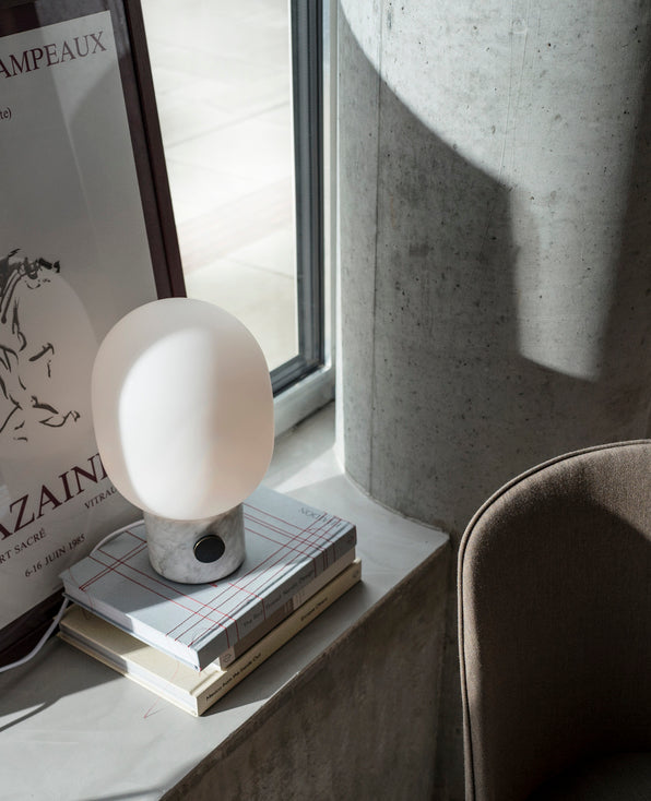 Lampa stołowa JWDA dmuchane szkło z mosiężną podstawą