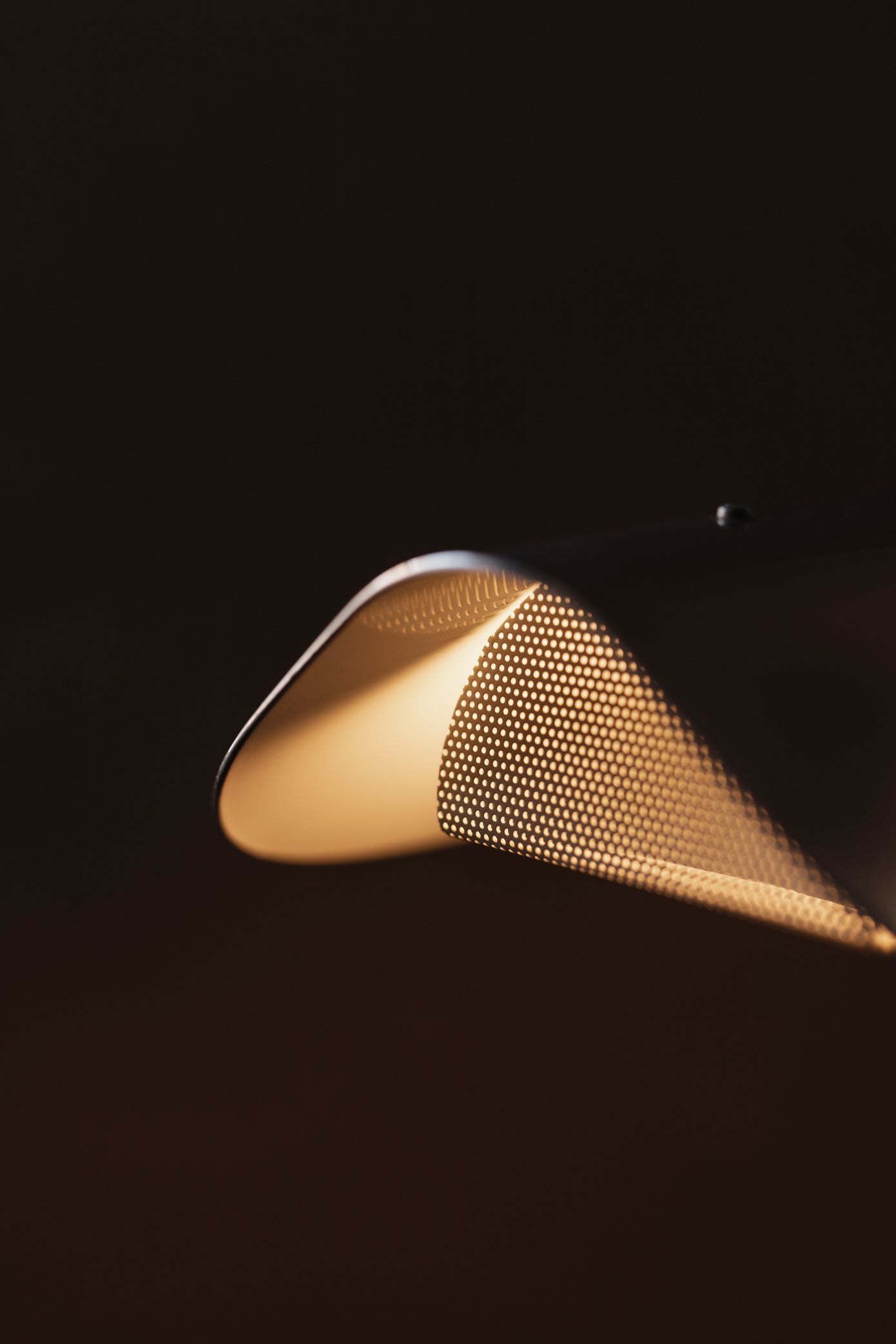 Tischlampe WING aus poliertem Aluminium