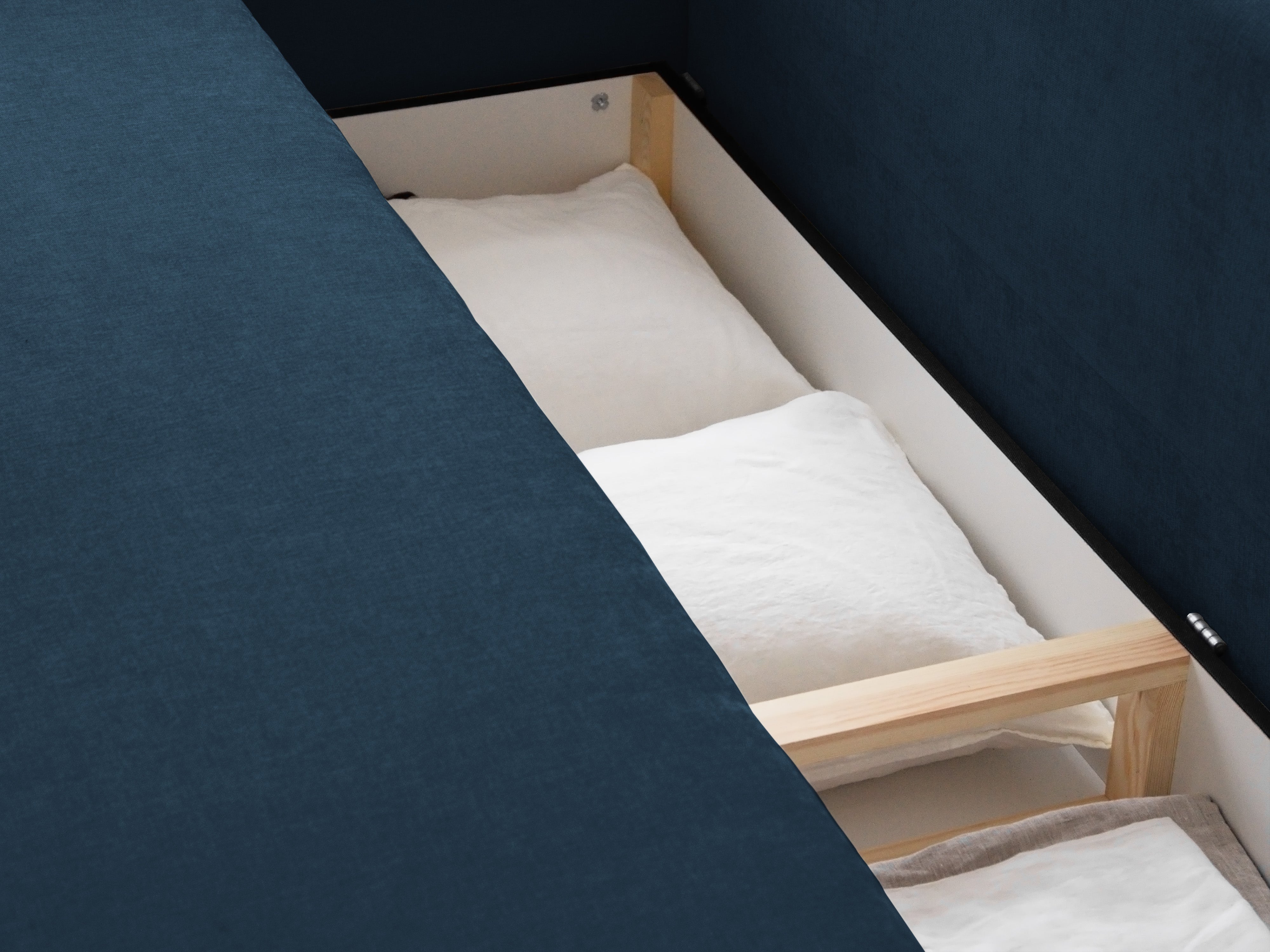 Sofa 3-Sitzer mit Schlaffunktion ELEN marineblaues Chenille [Monika] [Julia spr]