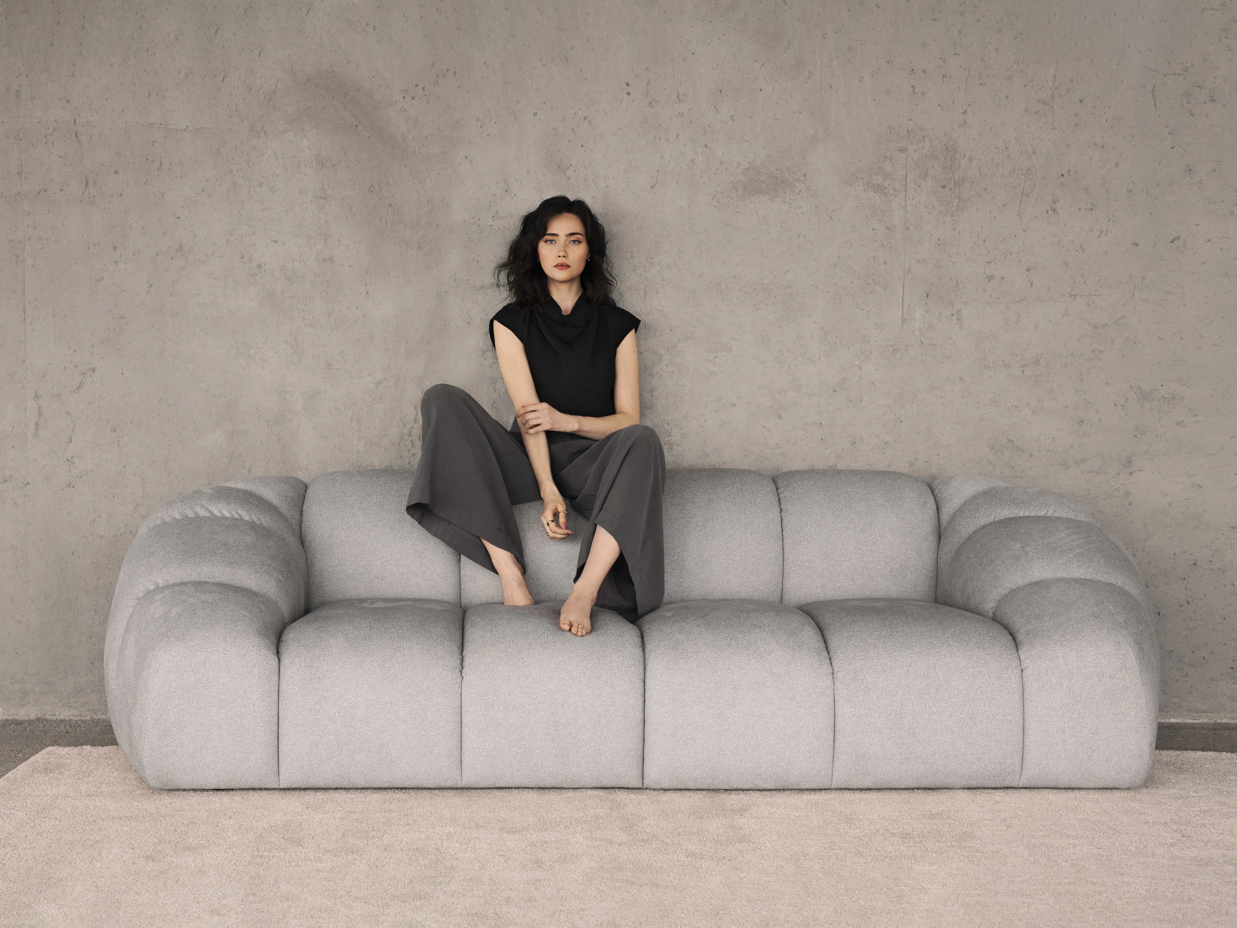 Velvet Right Corner Sofa, "Diana", 4 Seats, Green, 334x182x72
Made in Europe
