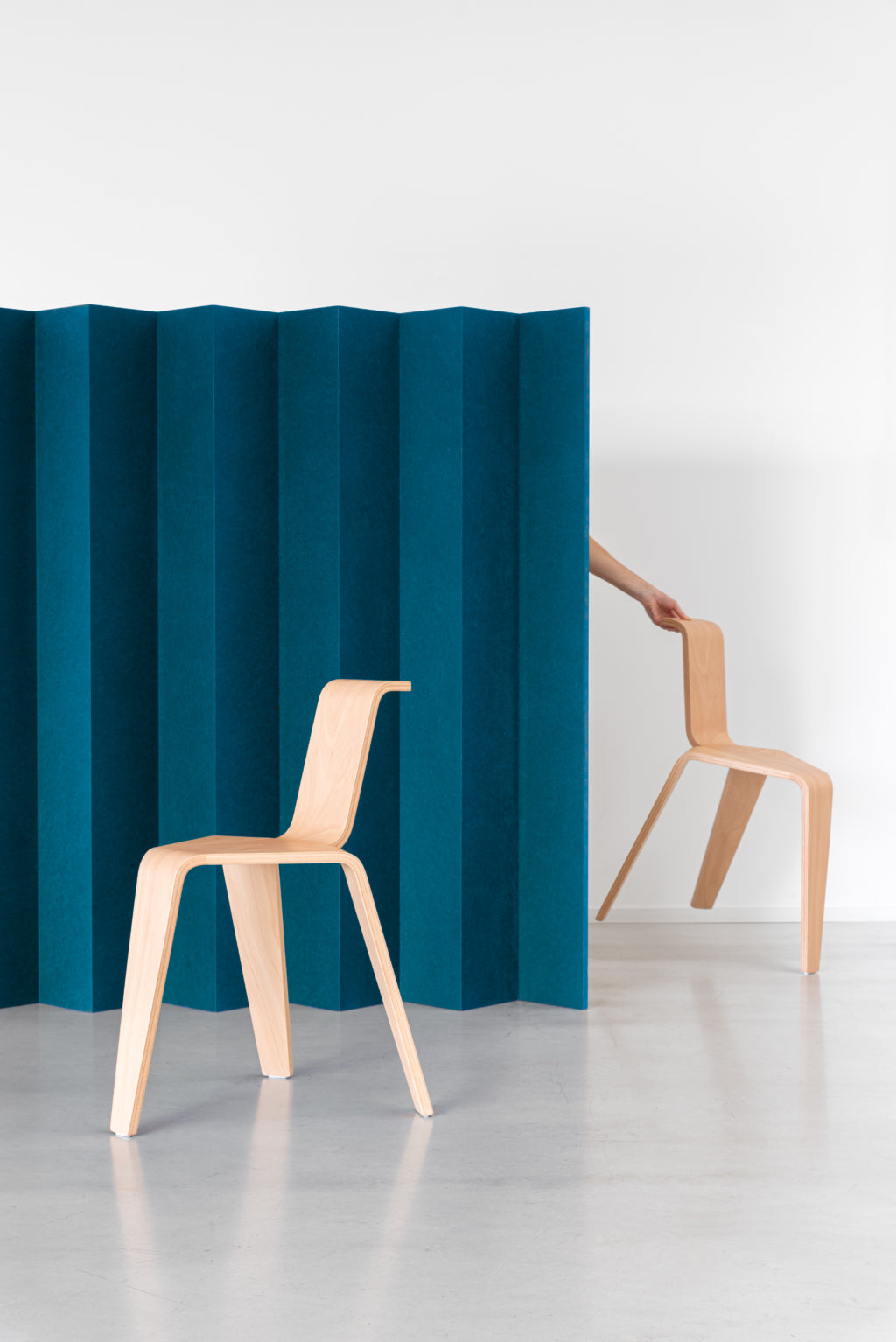 Krzesło AKA drewno bukowe Magis    Eye on Design