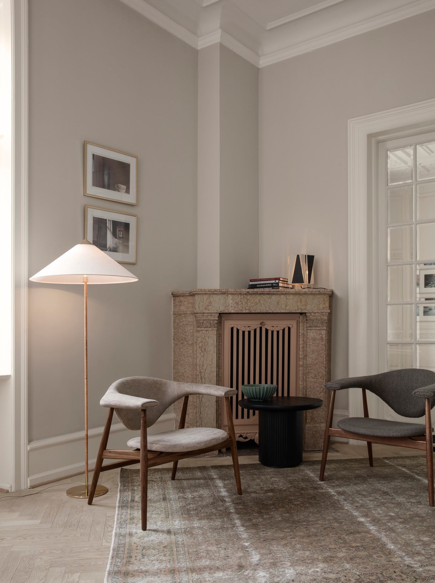Floor lamp 9602 brass with white shade