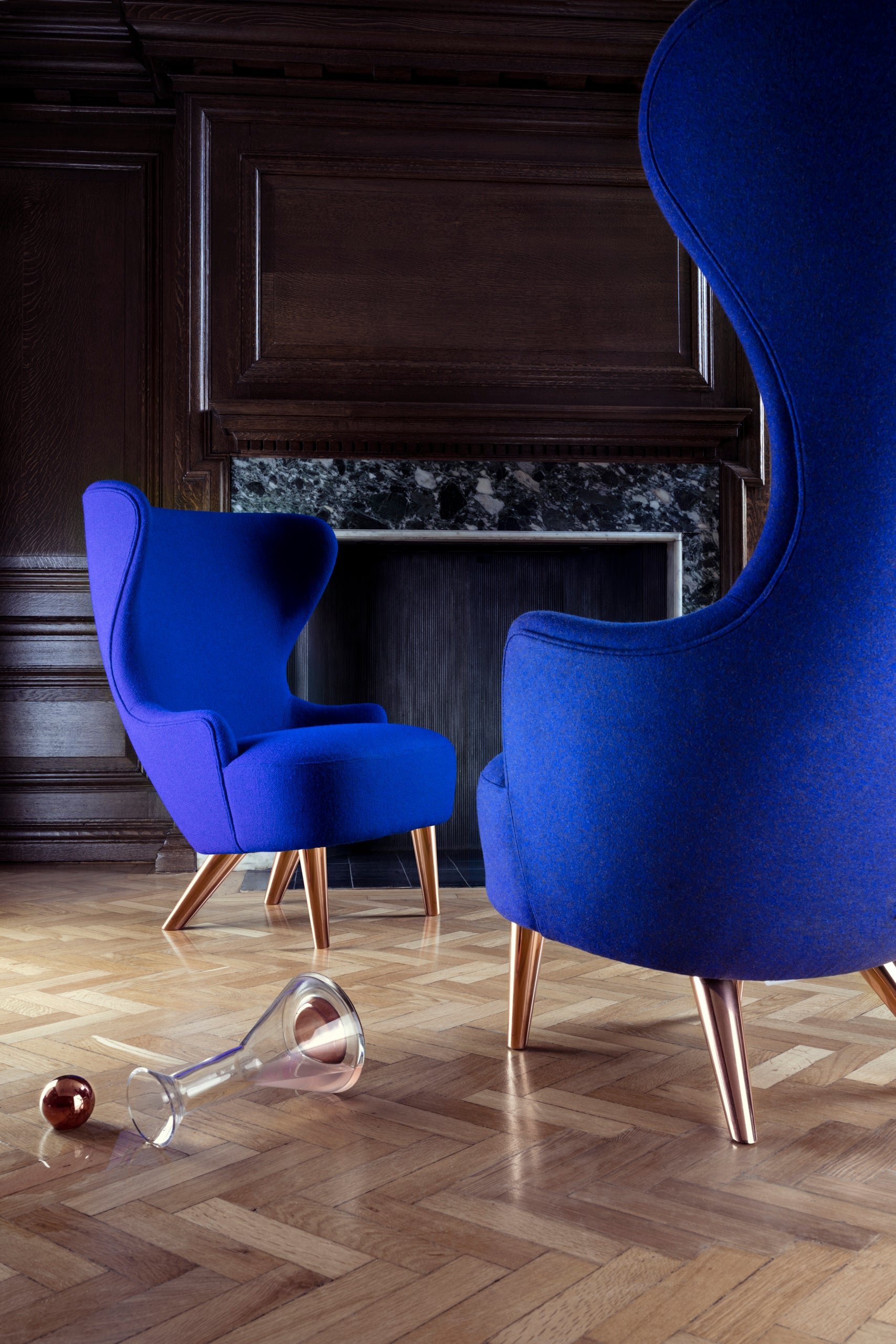 Fotel WINGBACK tapicerowany