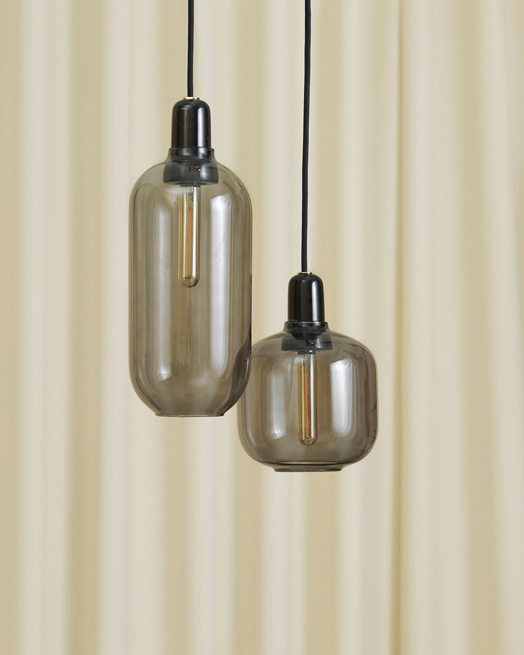 AMP LARGE Pendelleuchte, Rauchglas mit schwarzem Marmor