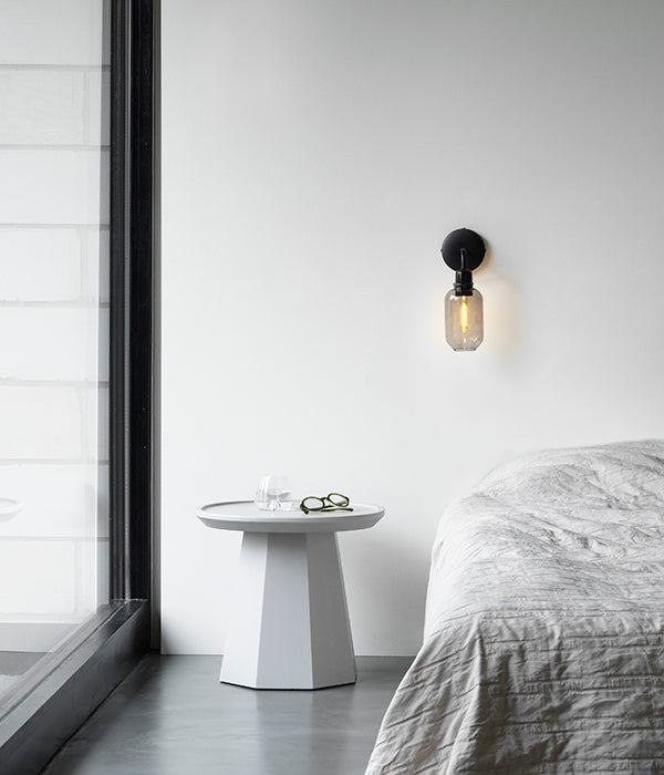 Lampa ścienna AMP szkło dymione z czarnym marmurem