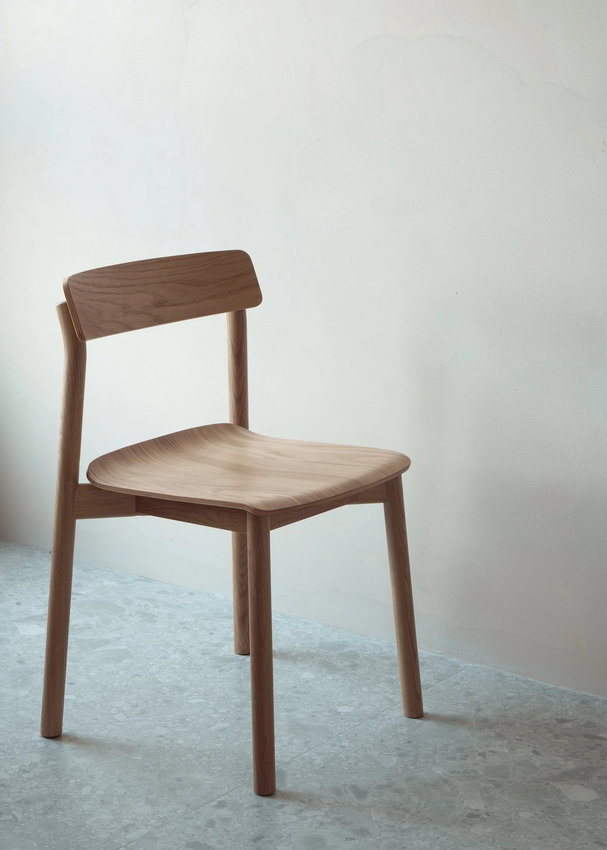 ARCHE chair oak wood