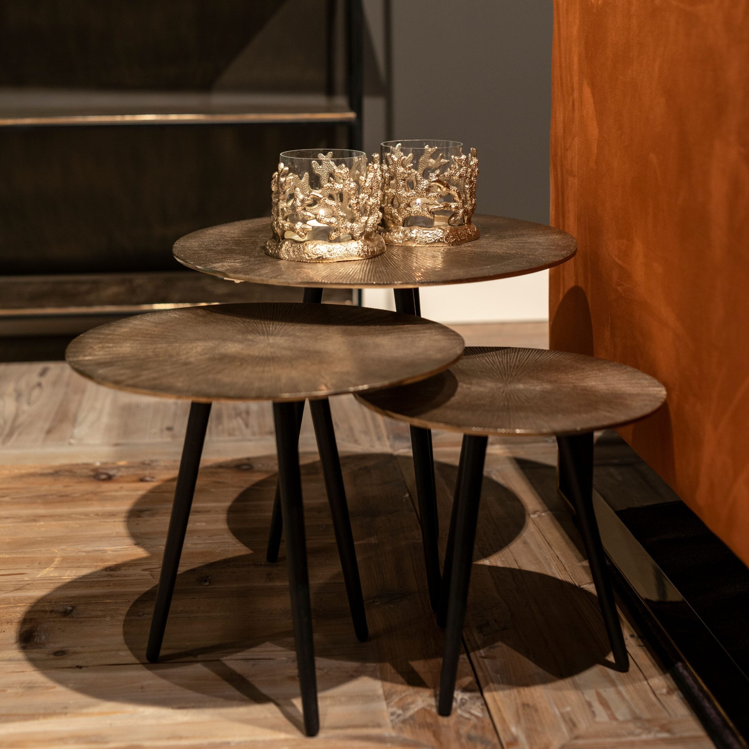Zestaw stolików VITTORIO szampański złoty Richmond Interiors    Eye on Design