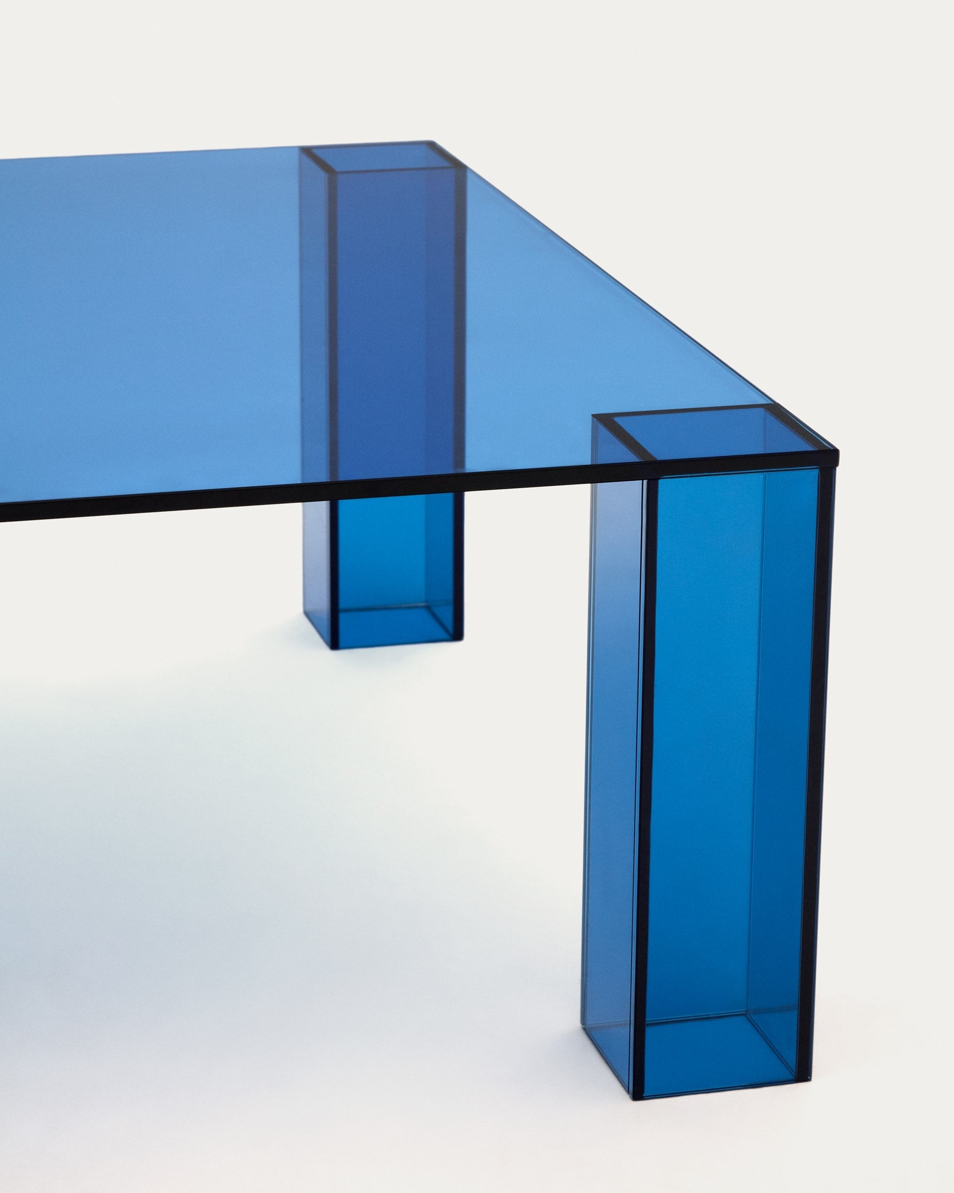 Square table adularia blue tempered glass