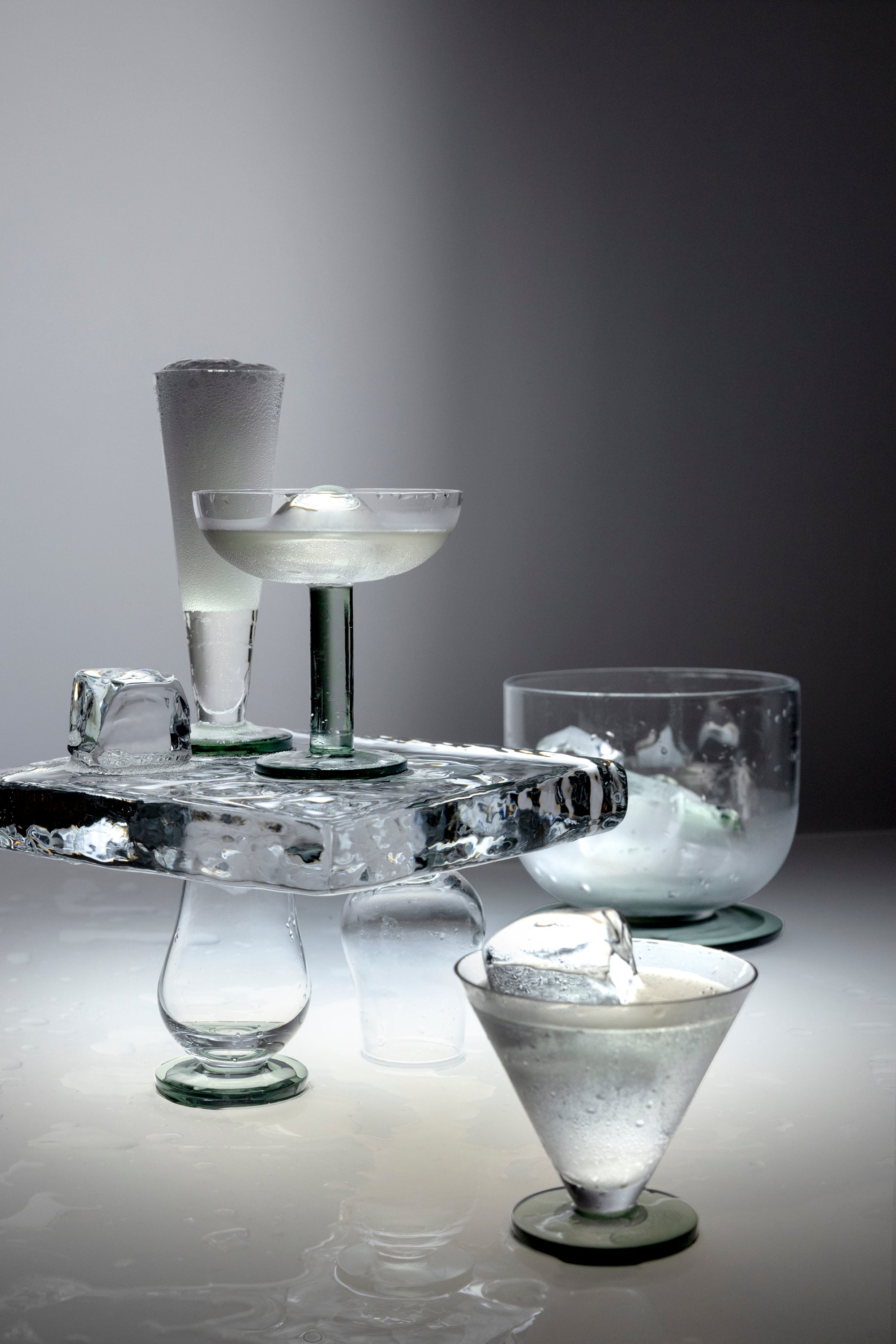 Puck Nosing Glass Set