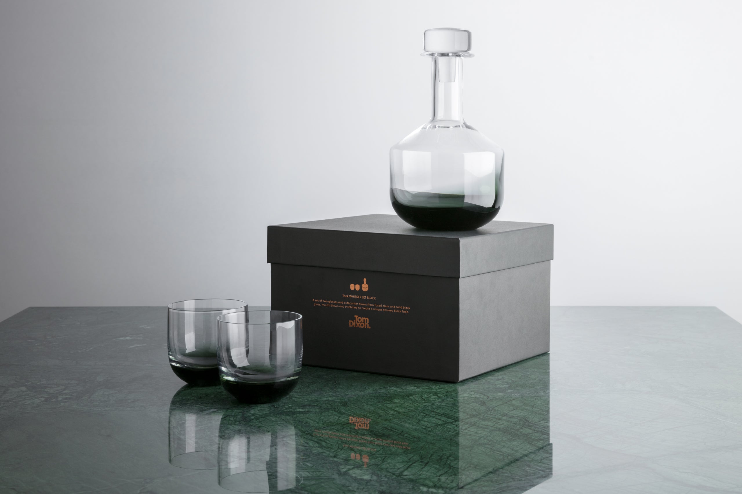 Karaffe Tank schwarzes aufblasbares Glas