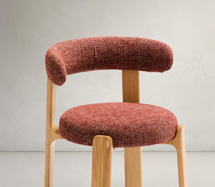 GRANITE chair in red chenille with an ash base