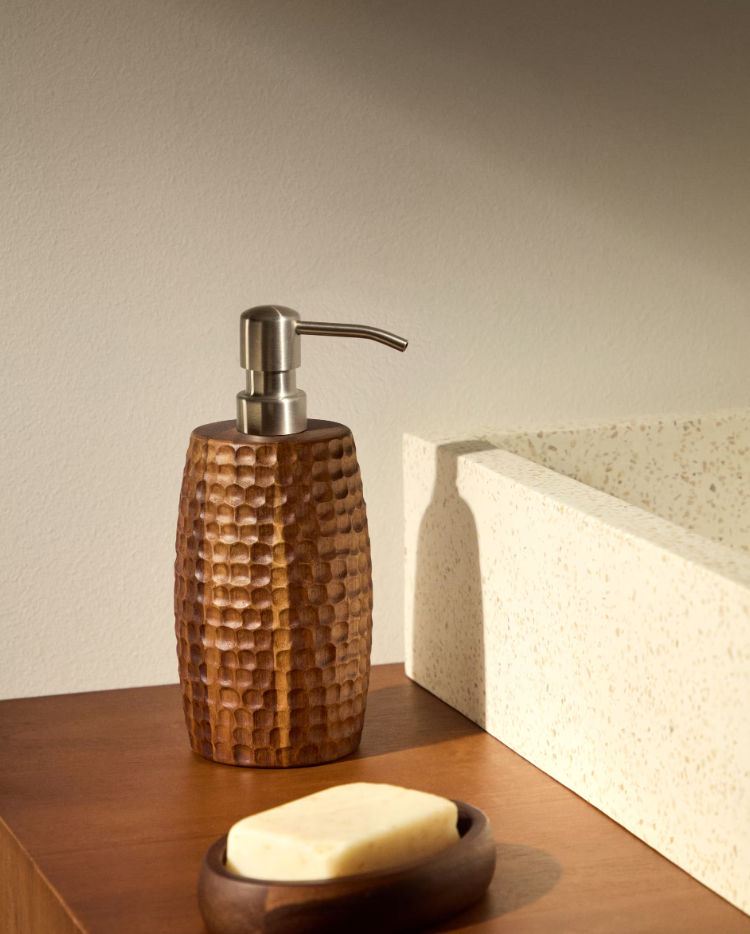 Soap dispenser phrase acacia wood