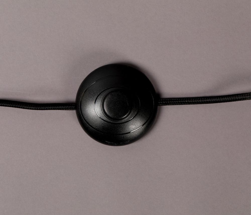 Lampa podłogowa MEEZAN czarny, Dutchbone, Eye on Design