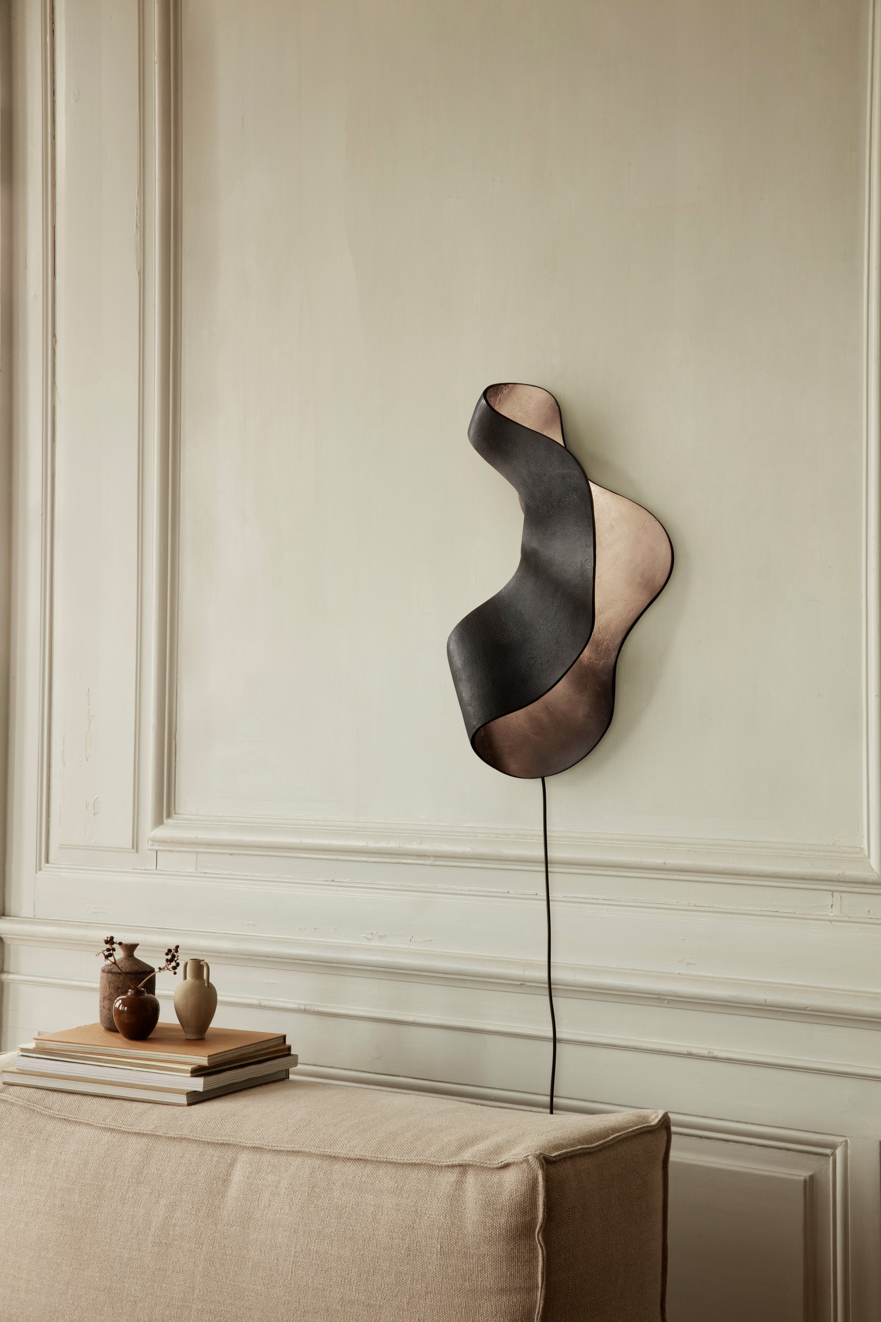 Lampa ścienna OYSTER czarny