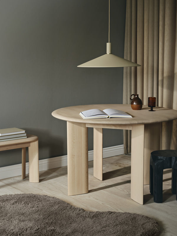 BEVEL BEVEL ROUND TABLE BUK
