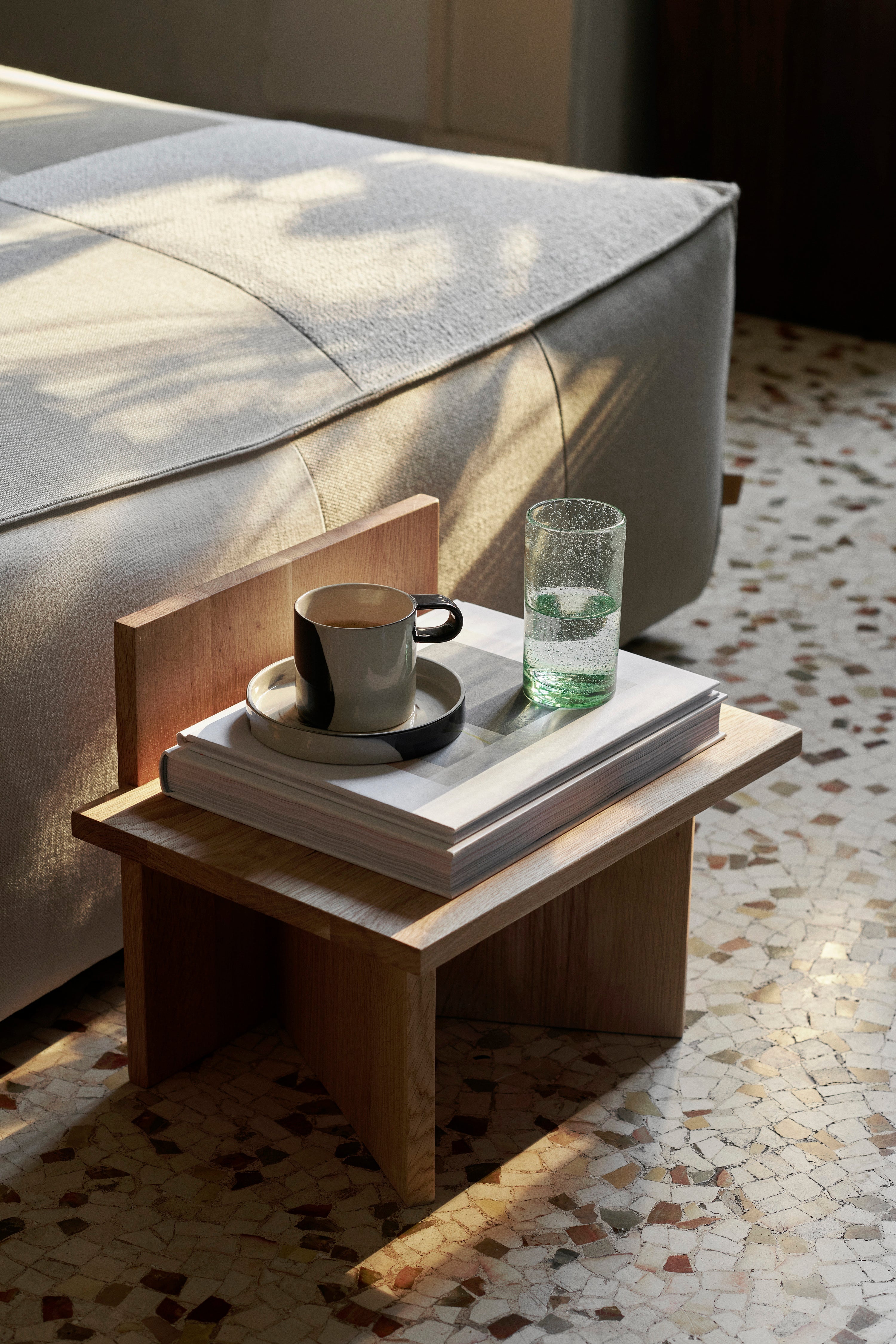 Stool Ogque black ash wood